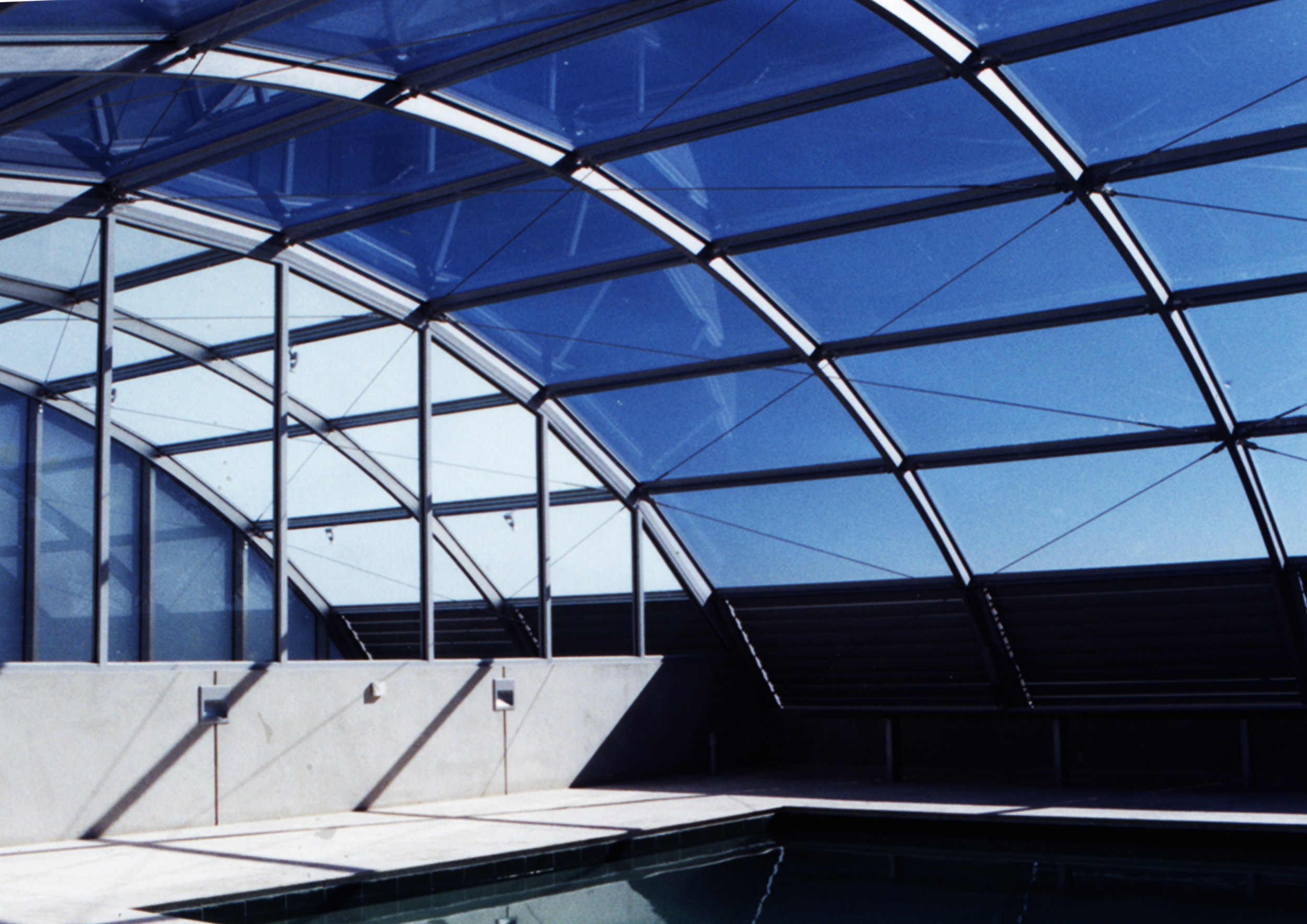 //POOL HOUSE