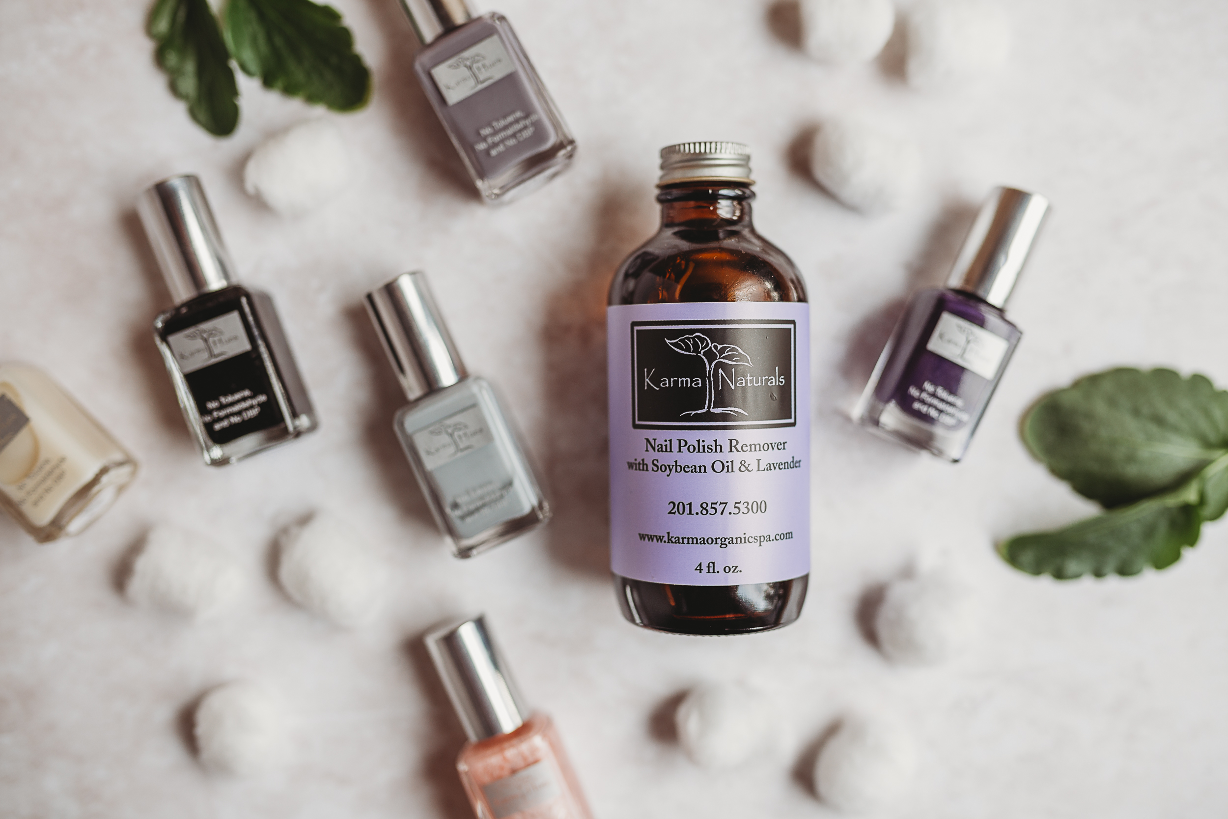 Eco-Friendly nail polish remover by Karma Naturals