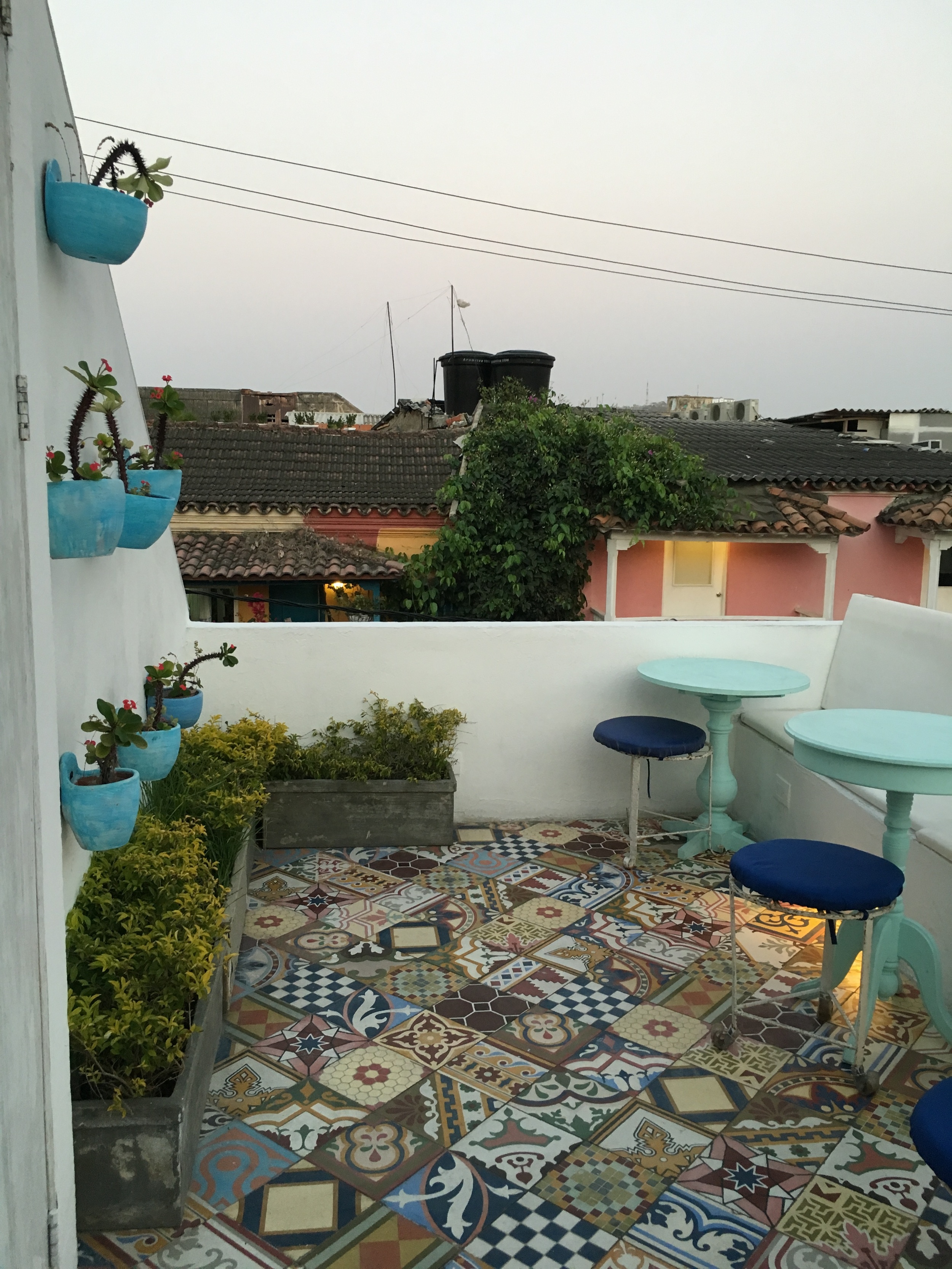 The smallest and cutest cafe on a rooftop in all the land!