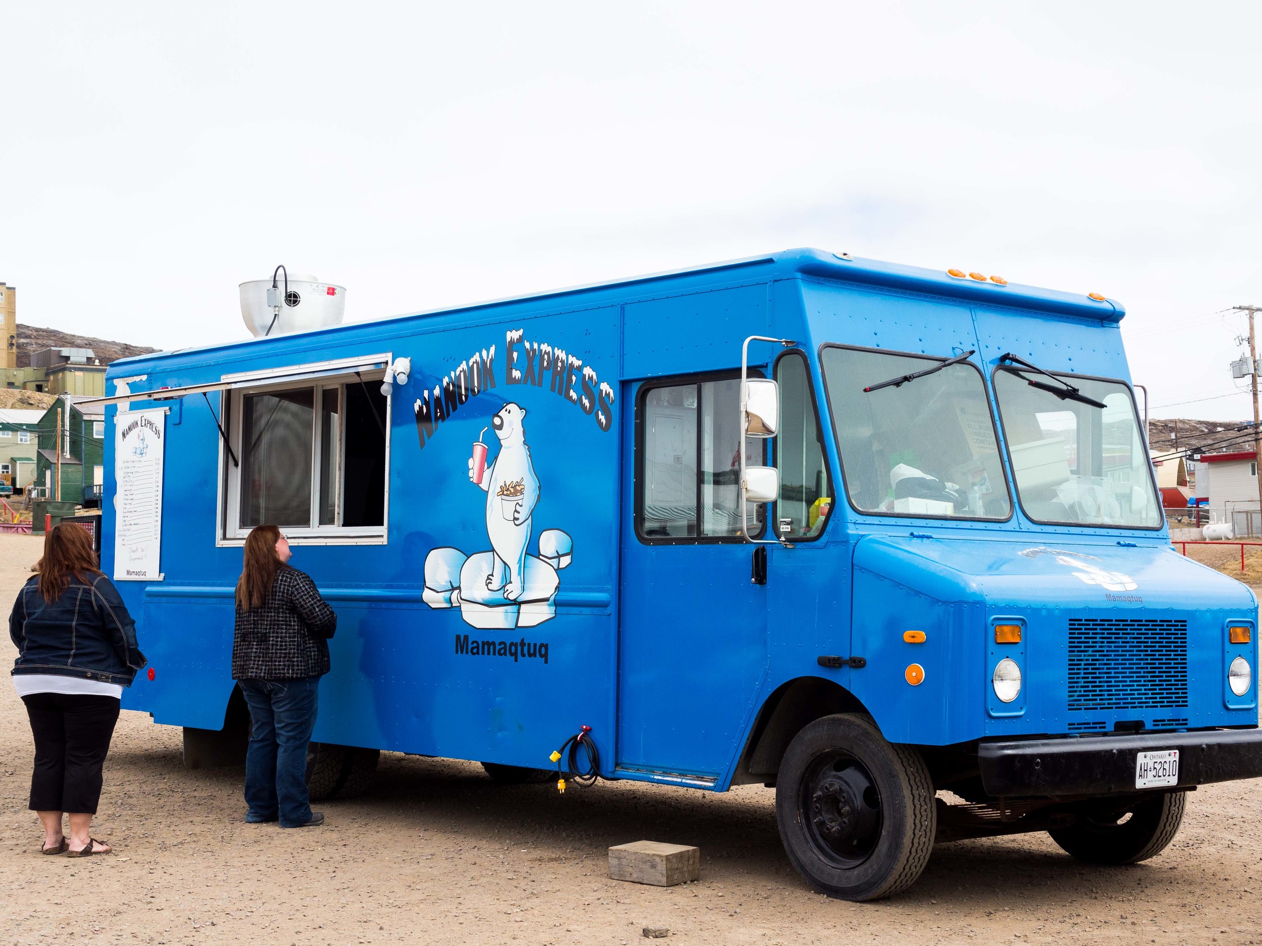 iqaluit-food-truck