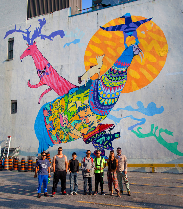 The finished Piliriqatigiingniq mural! Photo by Tobin Grimshaw.