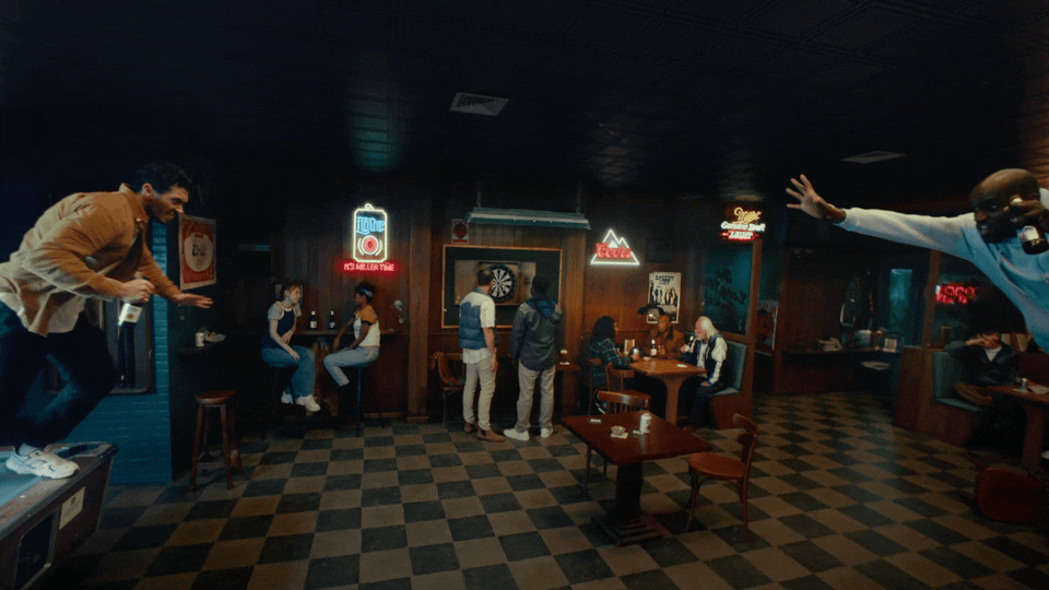 molson_coors_2023_super_bowl (1080p).gif