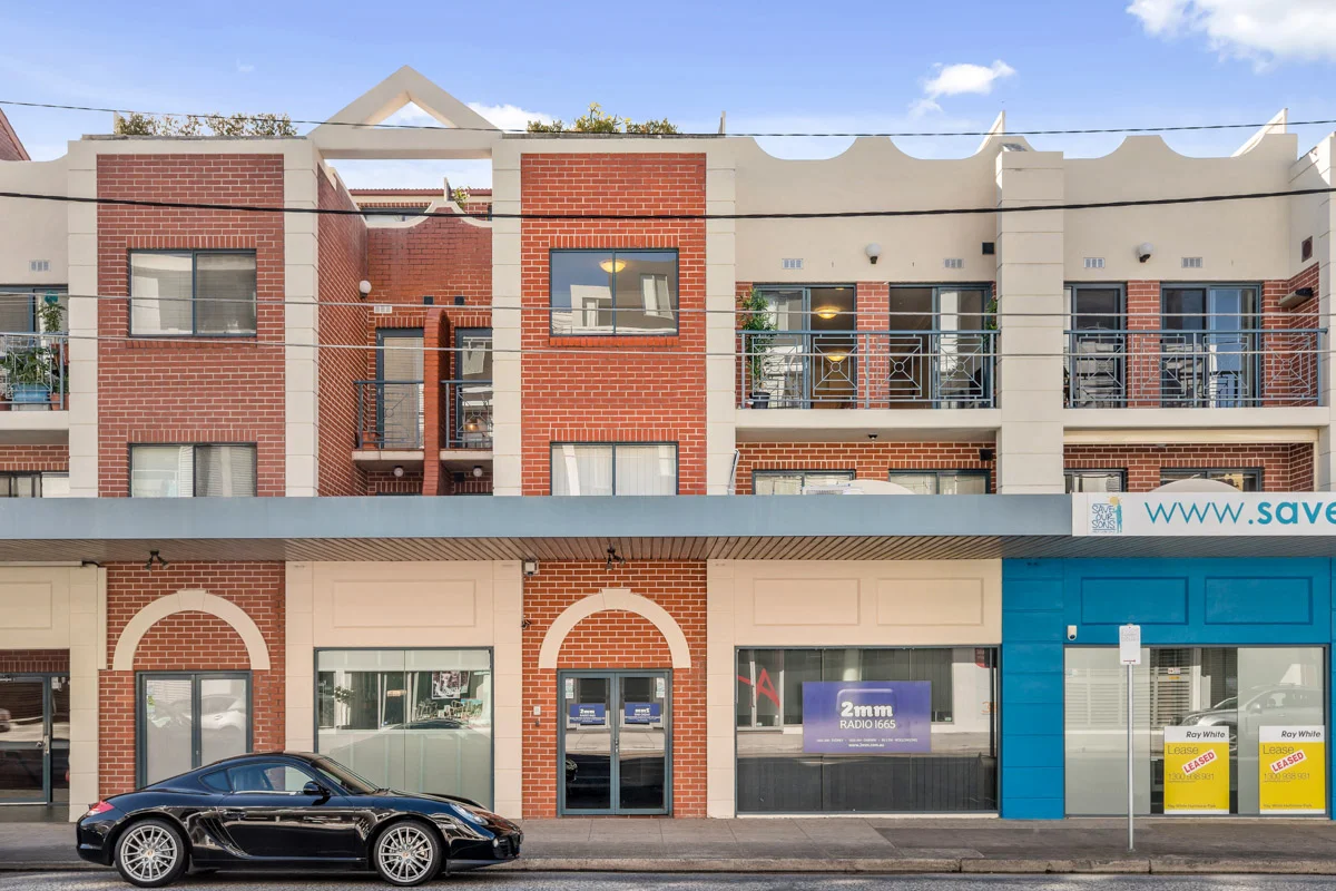 18-753 New Caterbury - Facade - Web.jpg