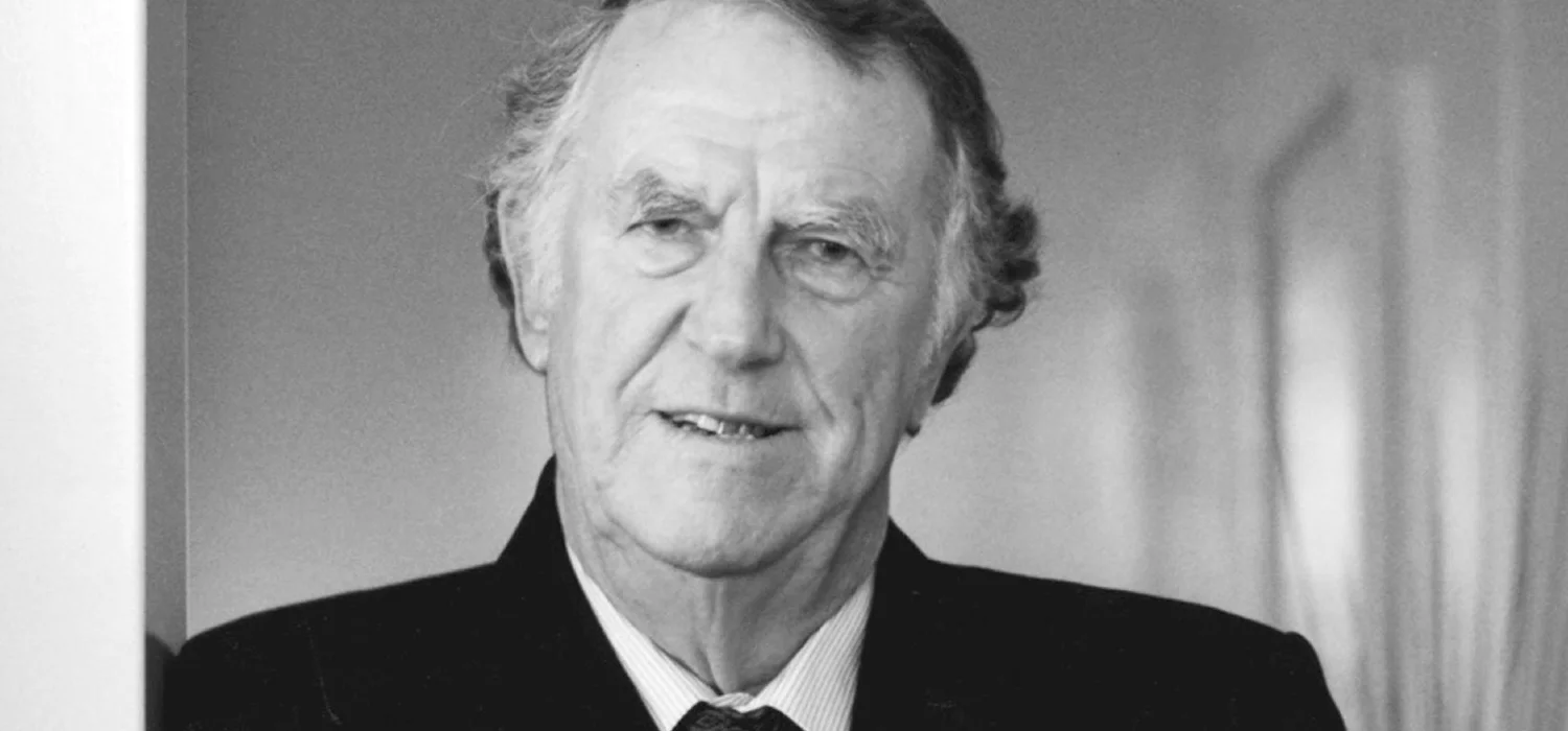 Sir Edmund Hillary - Read Shorter Bio