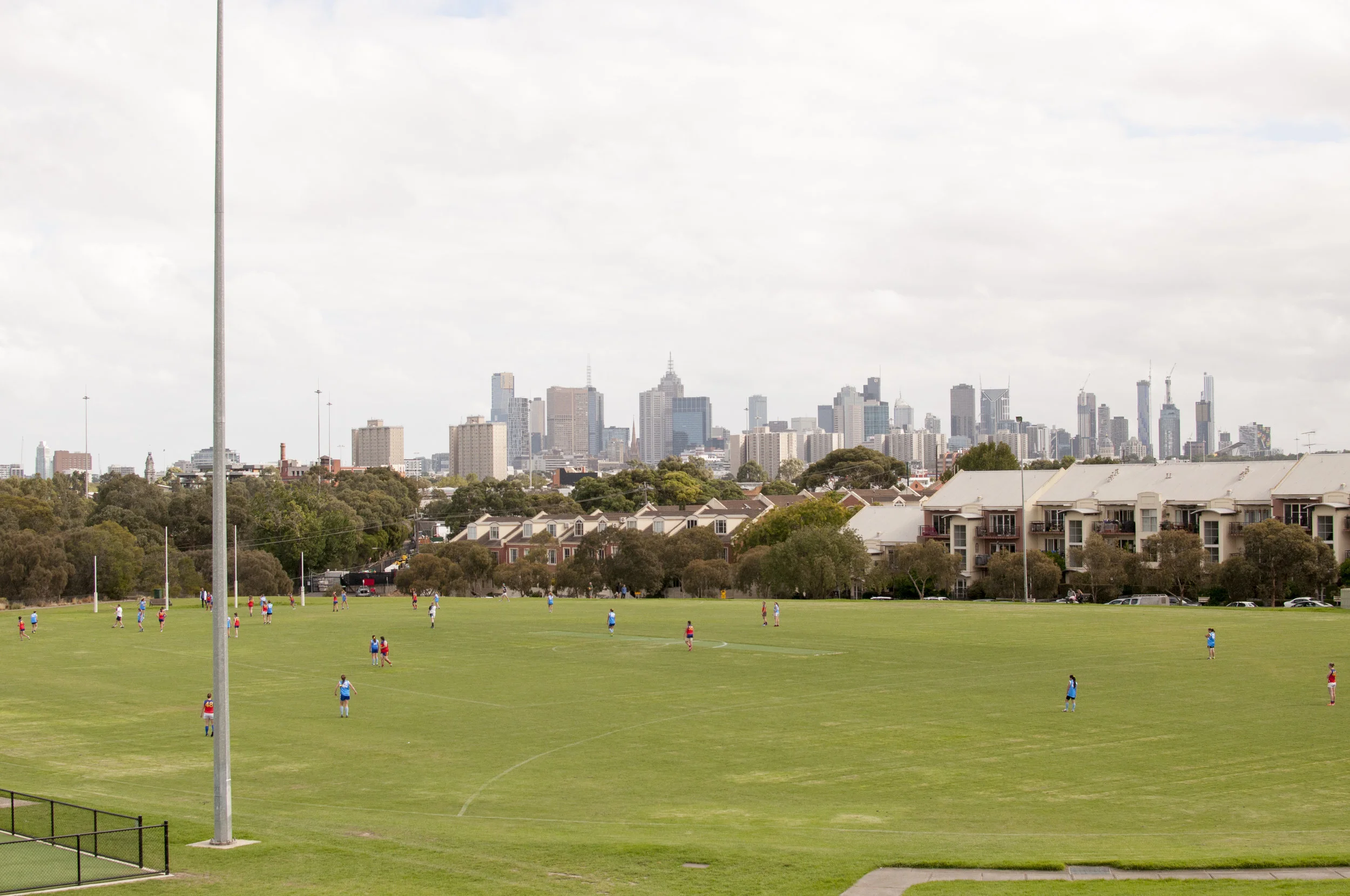 Women on the field. Image by Phoebe Cannard-Higgins. 