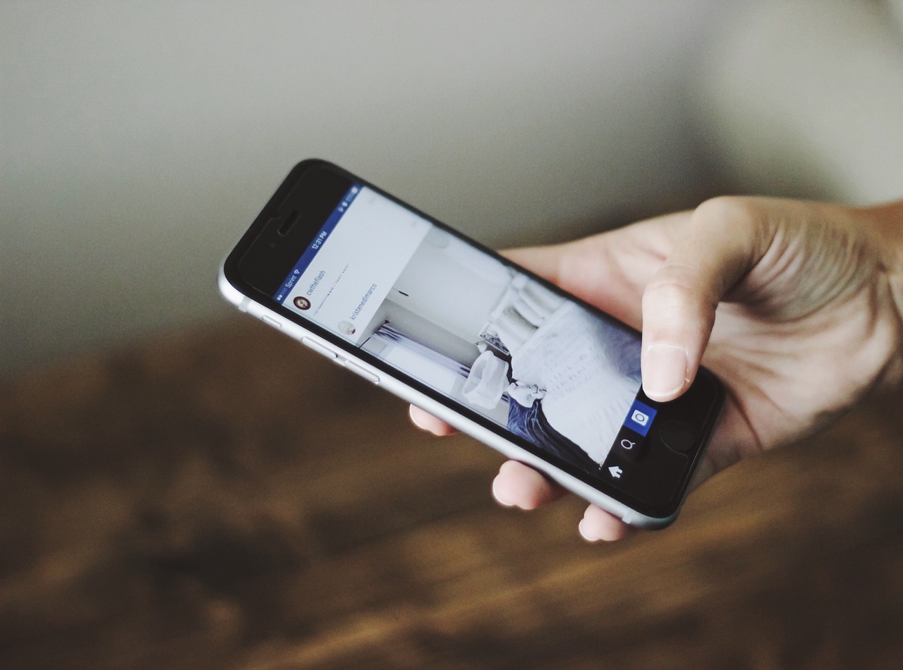 Smartphone INstagram.jpg