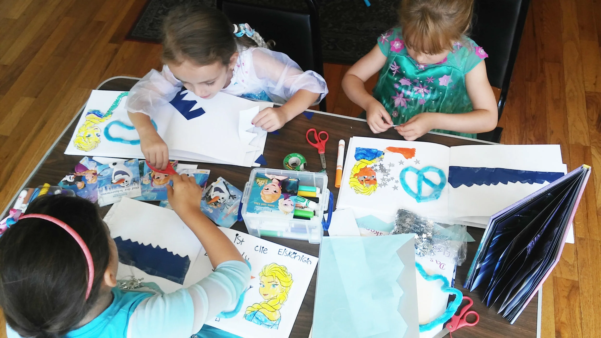 rellas-spielhaus-summer-camp-2016-16.jpg