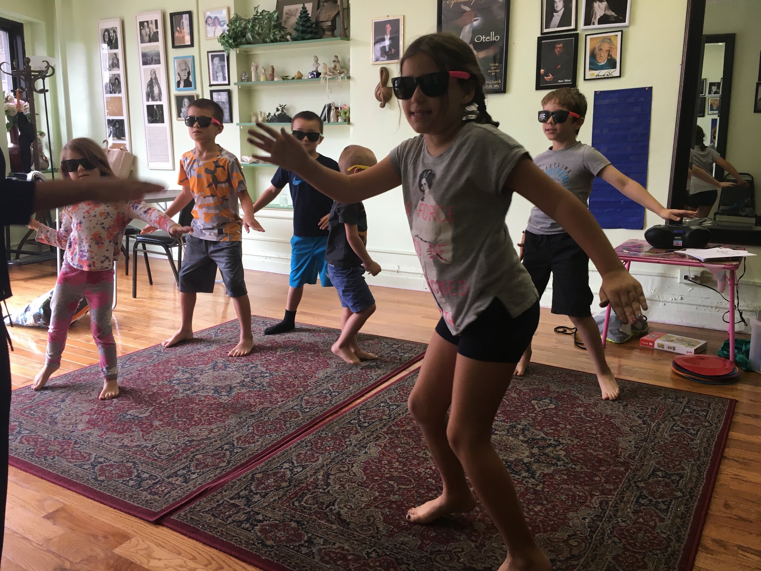 rellas-spielhaus-summer-camp-2017-19.jpeg