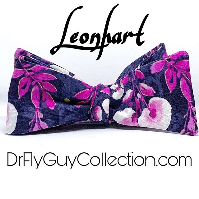 Make a Fashion Statement with &ldquo;Leonhart&rdquo; Bow tie

www.DrFlyGuyCollection.com

#drflyguycollection #bowtieflow #handcrafted #handmade #bowtie #dogbowtie #menfashion #petfashion #dogfashion #petsofinstagram #dogsofinstagram #menofinstagram 