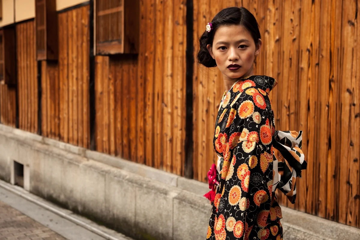 Kimono - Japanese classic Orange flowers---©SebastienLEBEGUE-201407-3087-1.jpeg