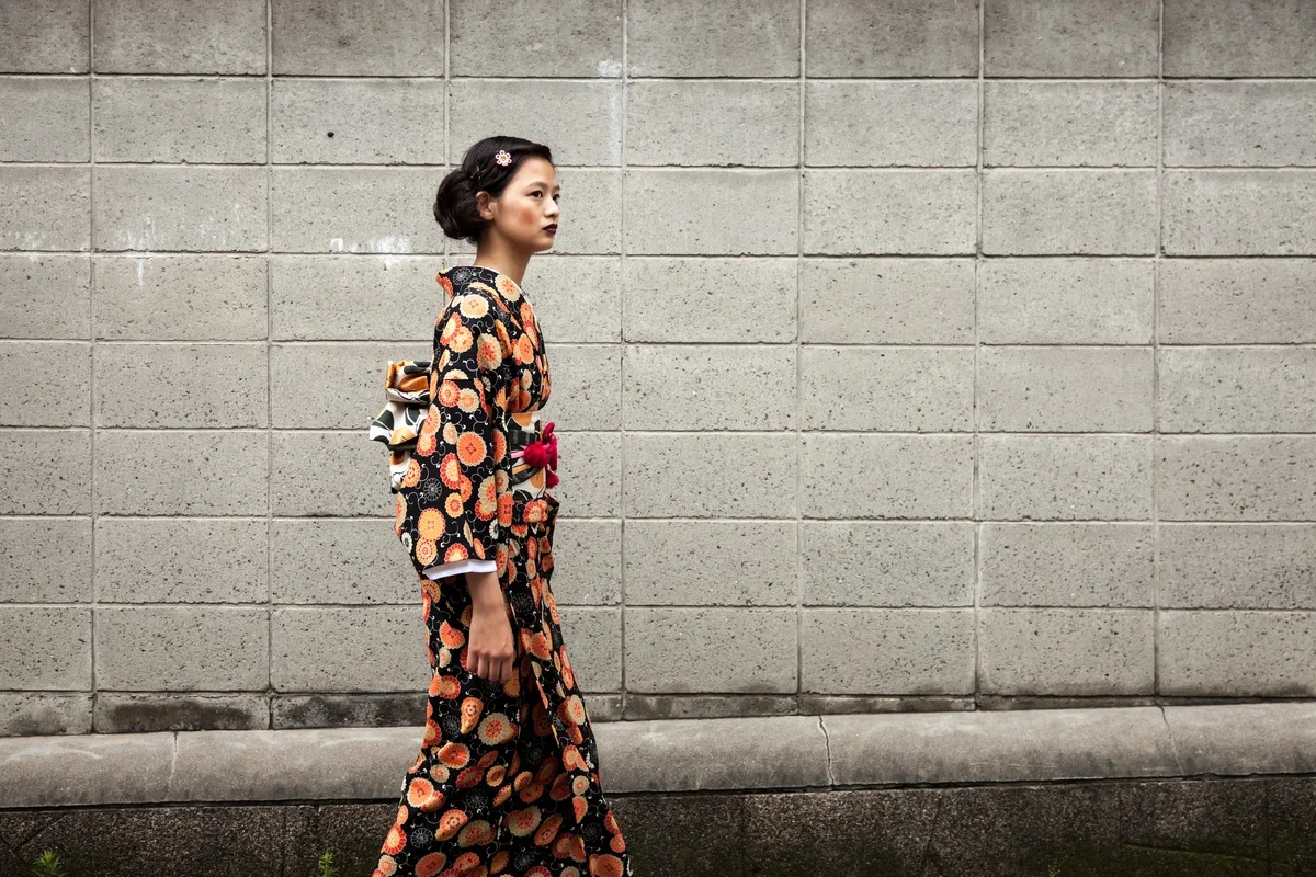 Kimono - Japanese classic Orange flowers---©SebastienLEBEGUE-201407-3041-1.jpeg