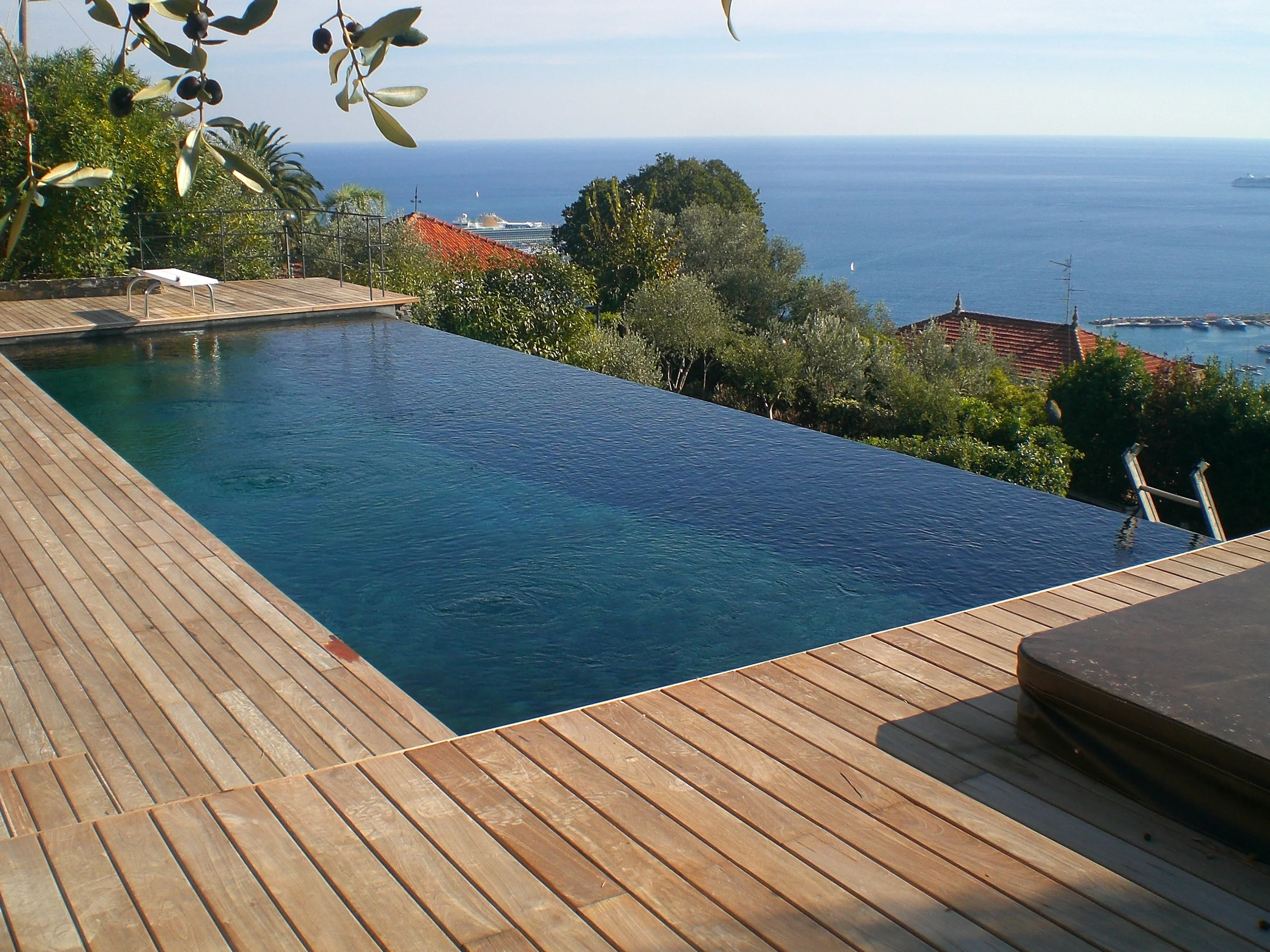  OLIVA 1934   NEW CONCEPT STORE   Pavimenti ed arredi di prima qualità 