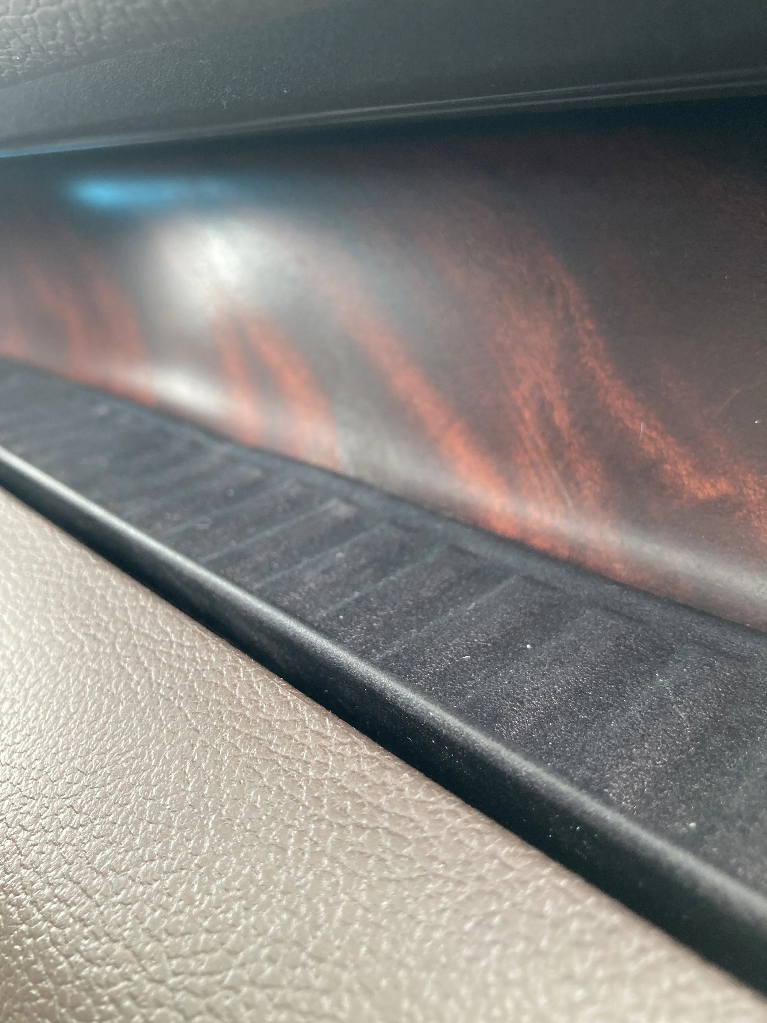 AFTER: Auto Wood Grain Repair 