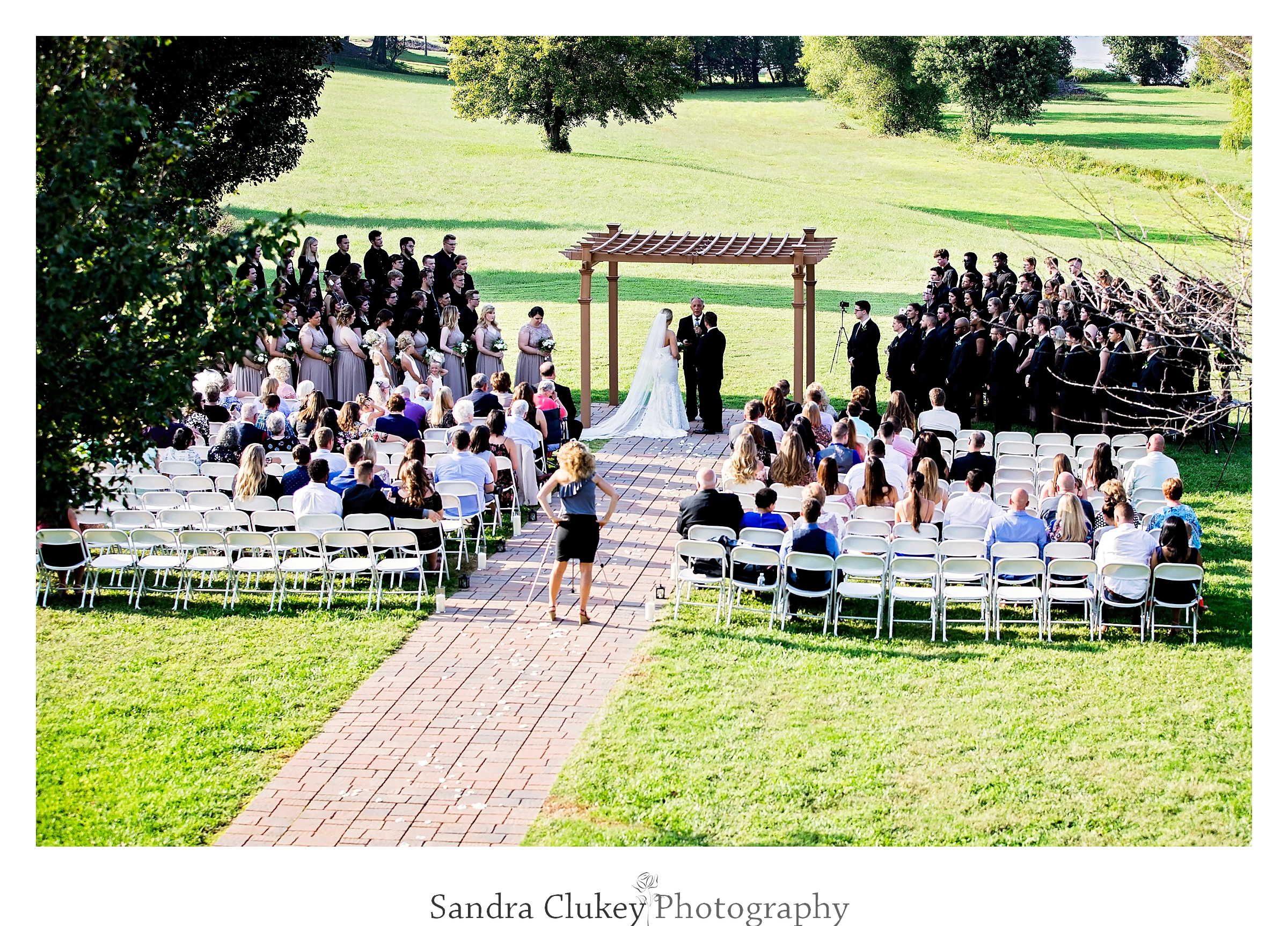 Tennessee RiverPlace wedding ceremony aerial view