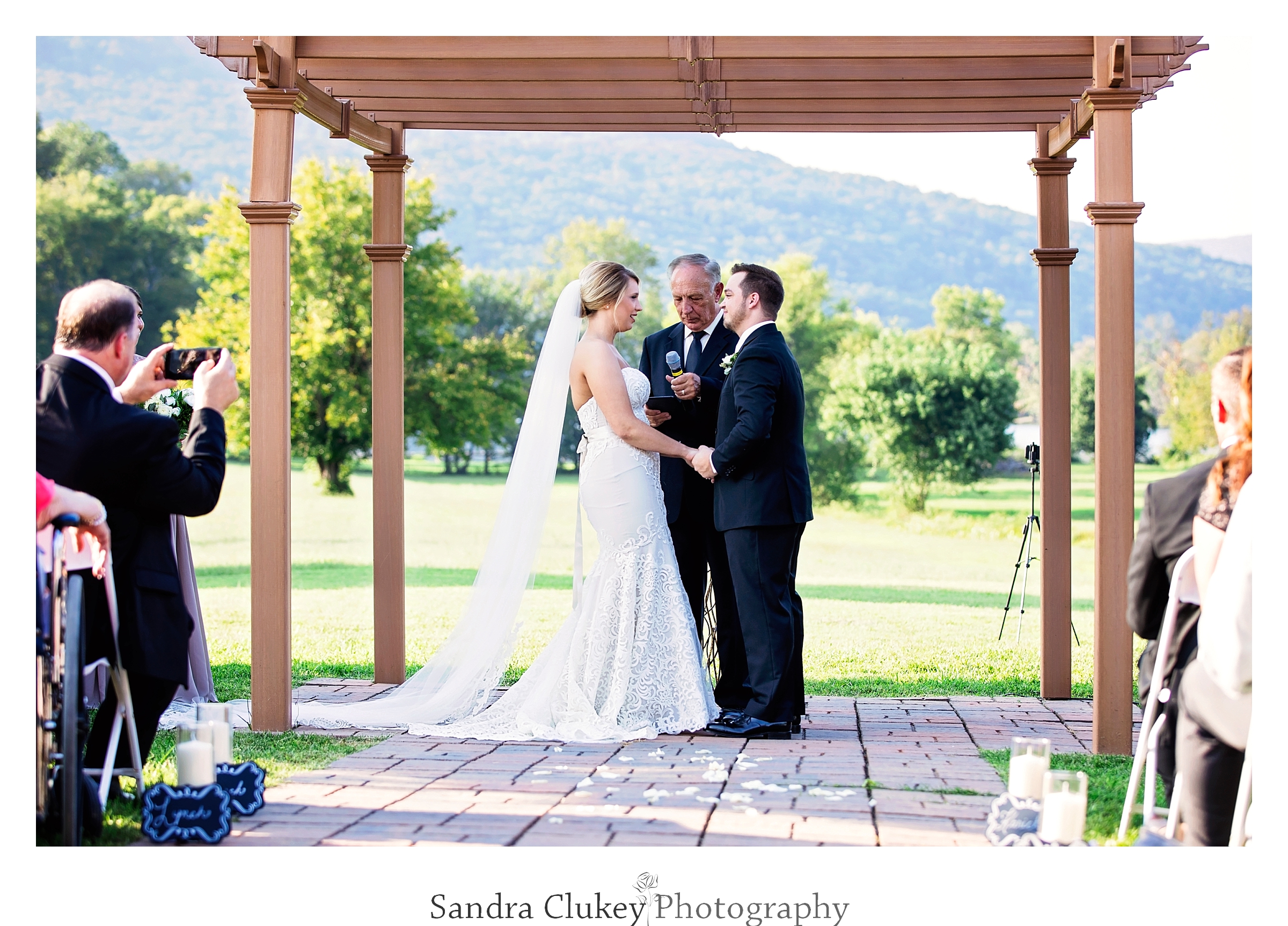The bride and groom at Tennessee RiverPlace, Chattanooga TN