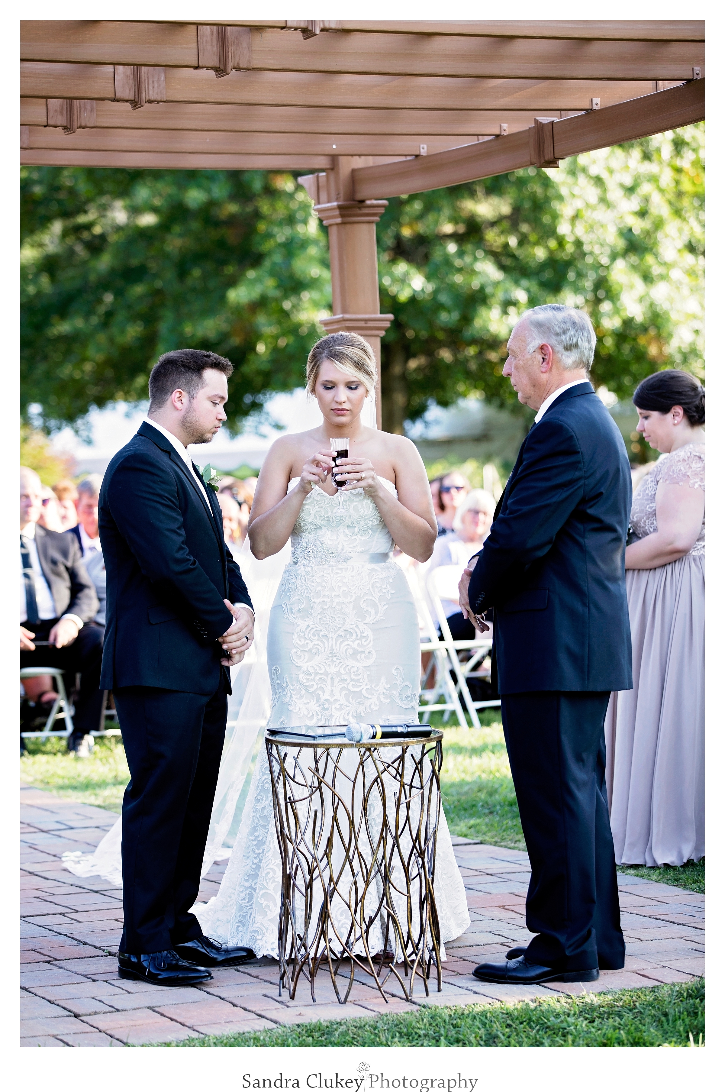 Faithful couple completes ritual at Tennessee RiverPlace, Chattanooga TN