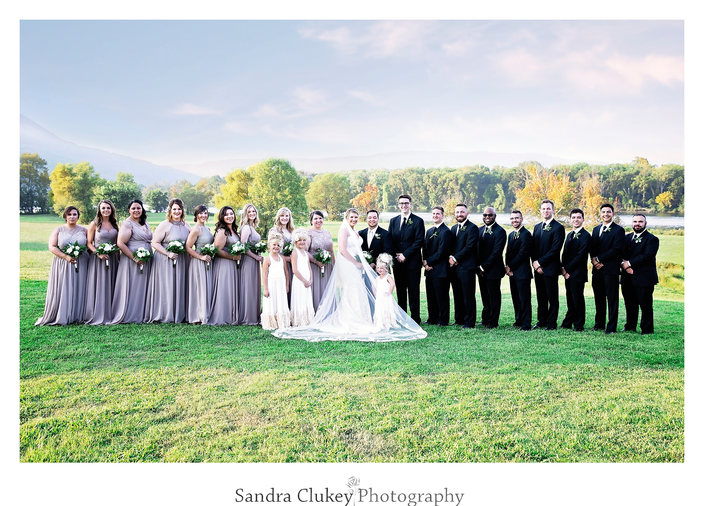 Large Wedding Party at Tennessee RiverPlace, Chattanooga TN