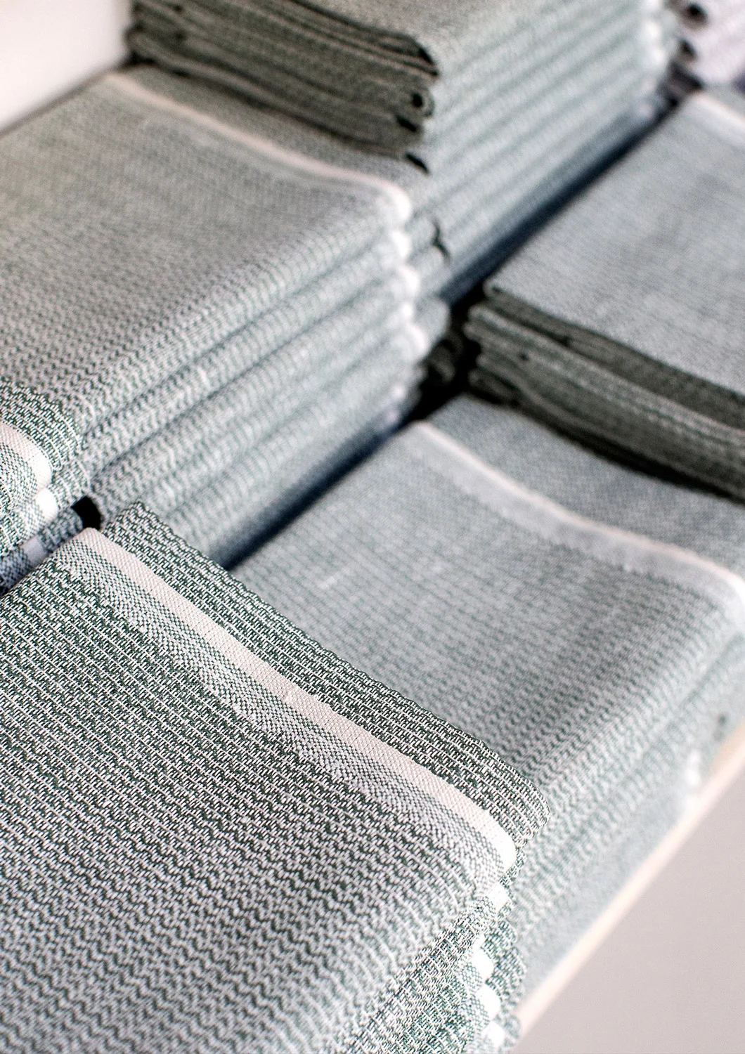 Natural linen - Karin Carlander textiles - Masters of Linen