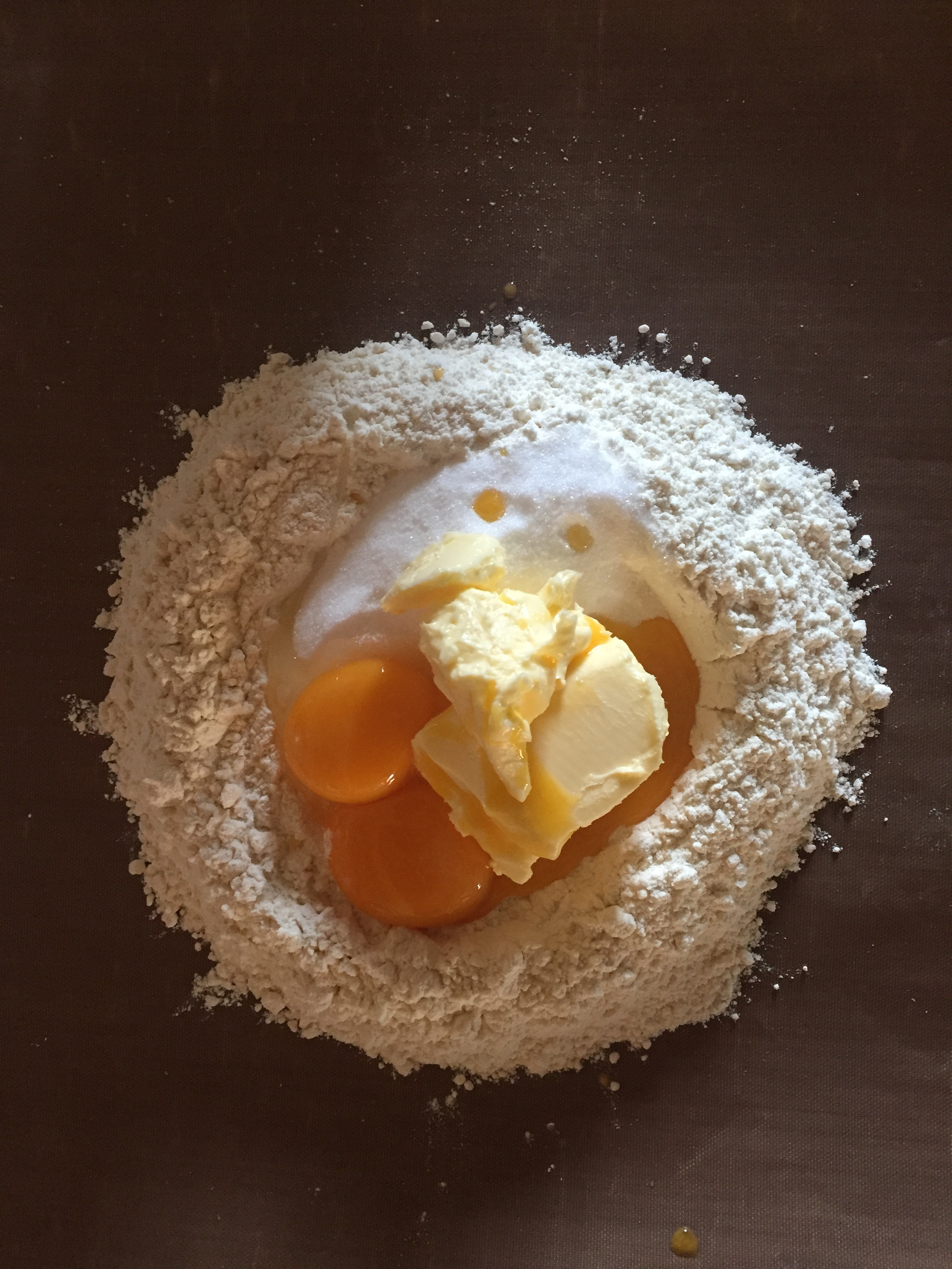 raw ingredients; pâte sucrée (7oz flour; 3.5oz (each) sugar, butter; 3 egg yolks; salt)