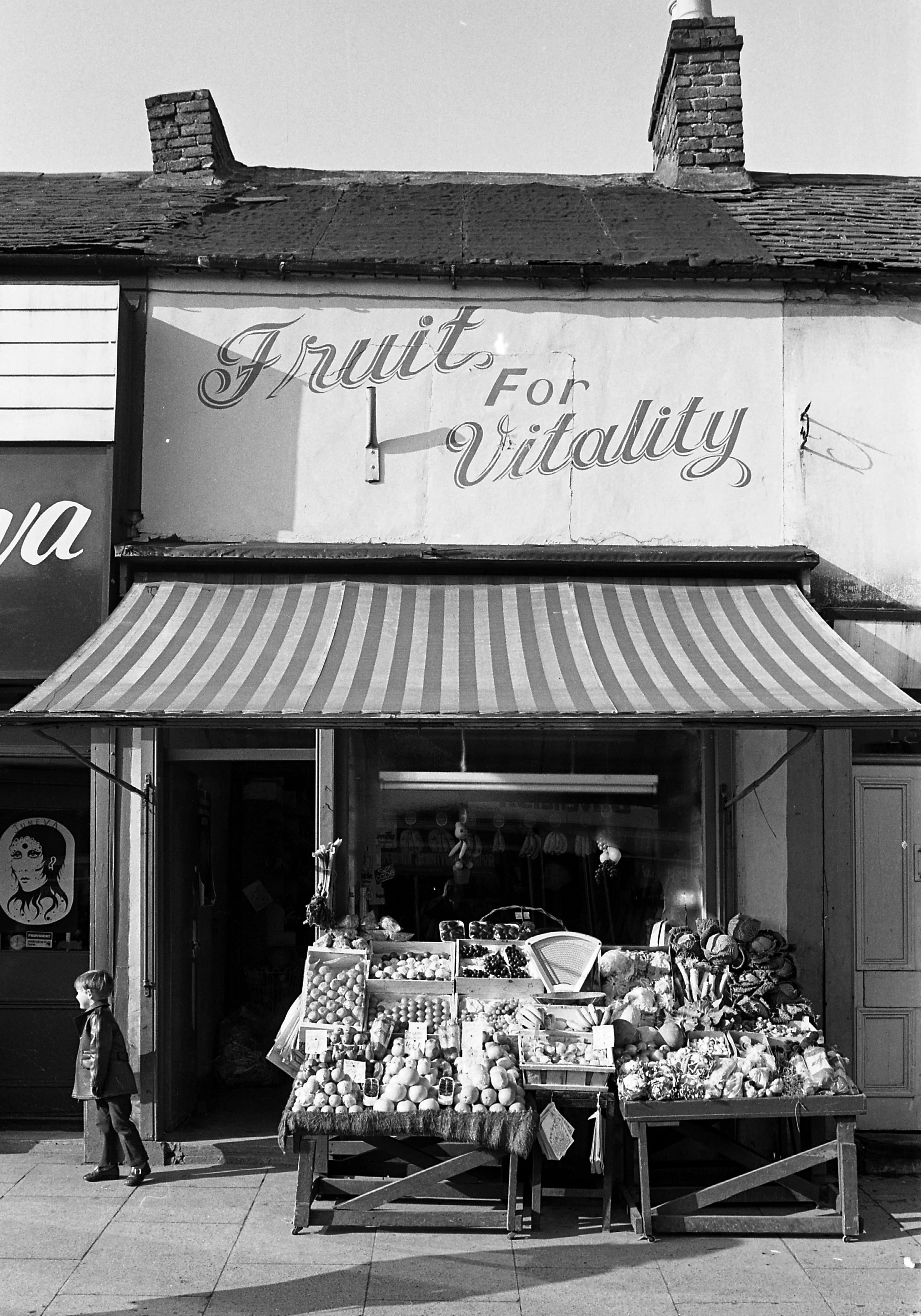 SR1974 - 65 Evelyn's fruit shop.jpg