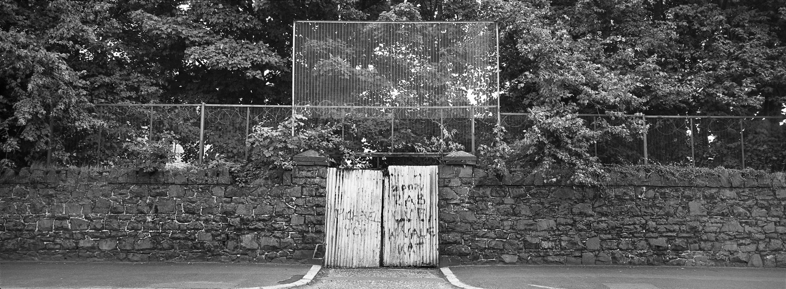 FPII-Woodvale-Holoy Cross chapel, N. Belfast 01.jpg
