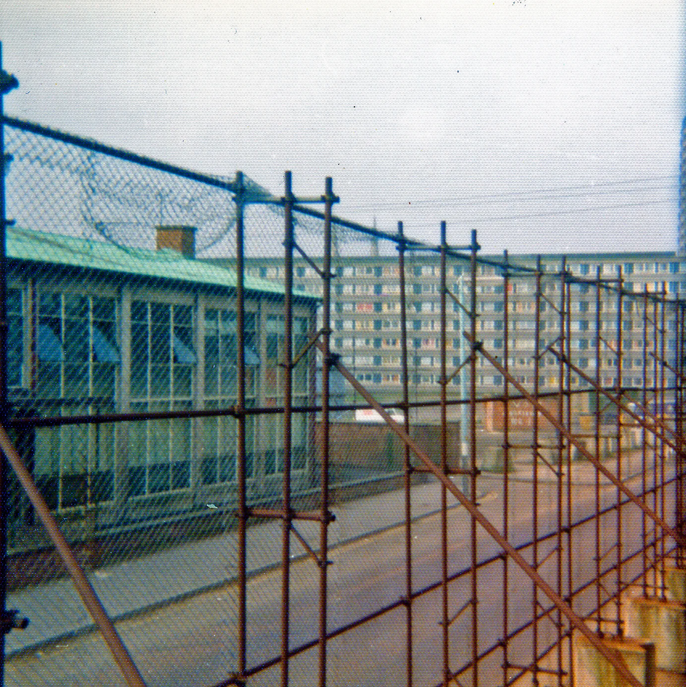 BF0301DivisFlats01400dpi.jpg