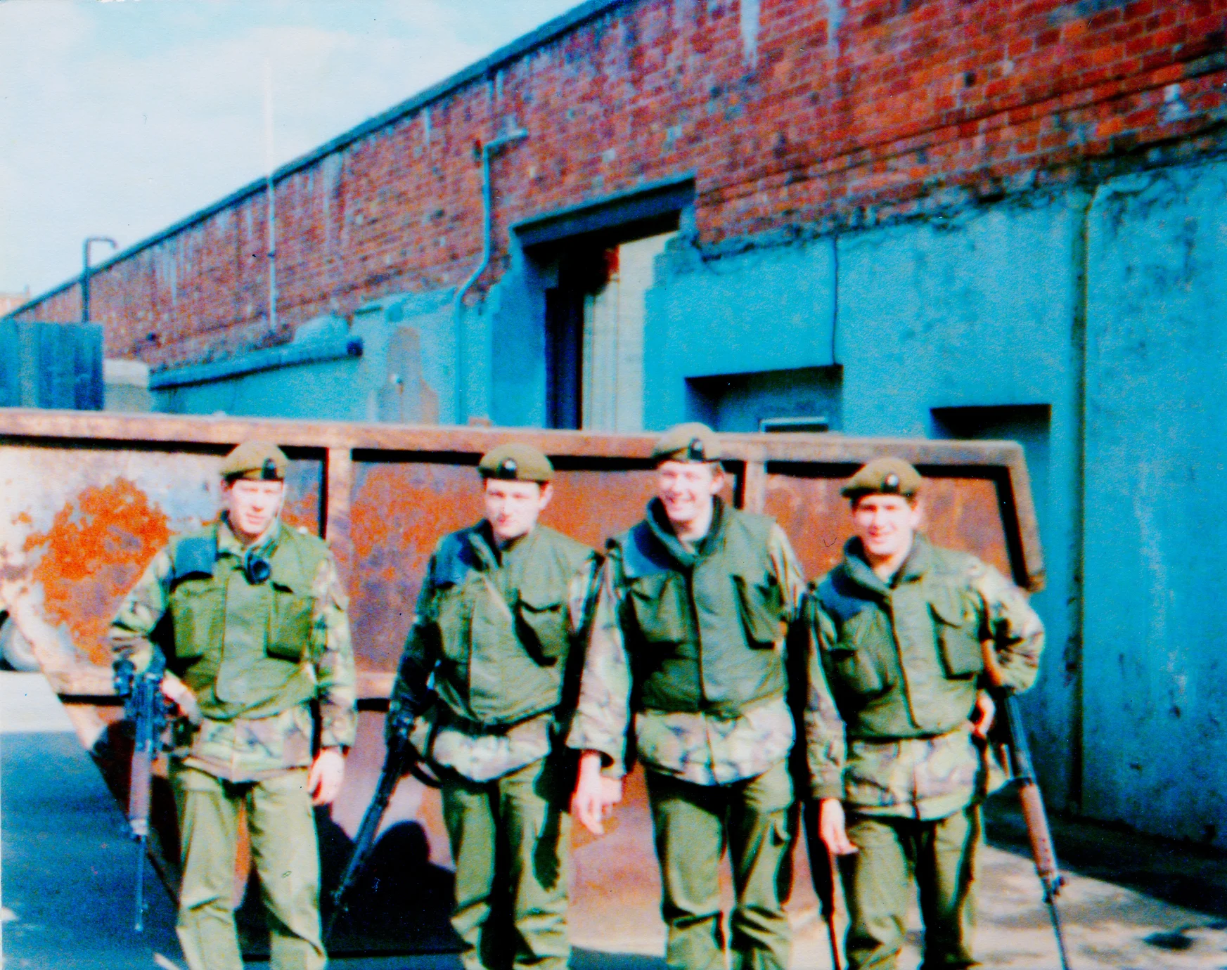 BF2202TroopsBarracks400dpiNoEd.jpg