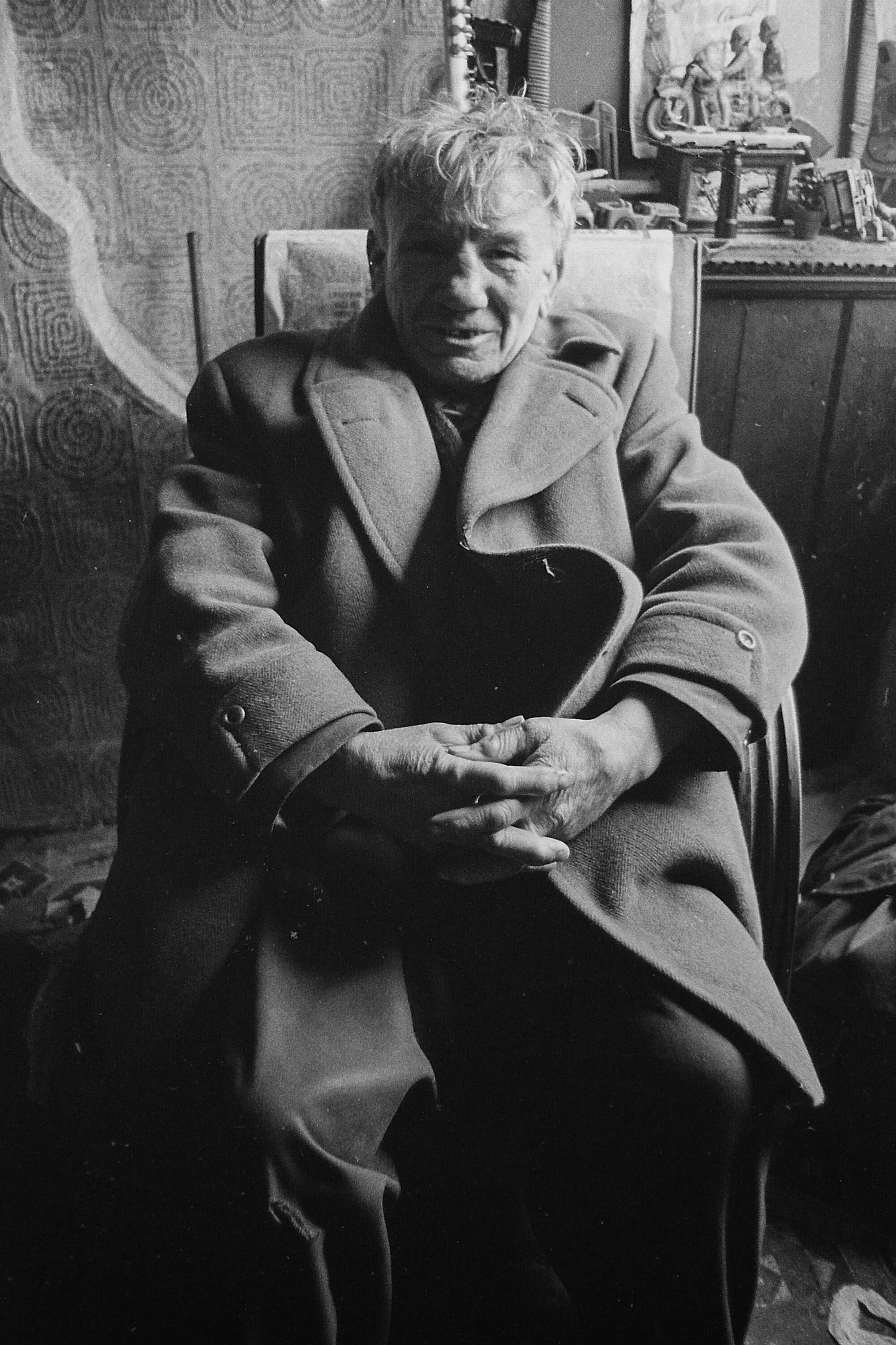 Retired boxer at 62 Cullingtree Road. Jackie lived on his own in a rather run down house on Cullingtree Road, Pound Loney (Divis). Jackie Campbell was a professional boxer who was active between 1931 and 1947. He boxed at bantamweight; feather