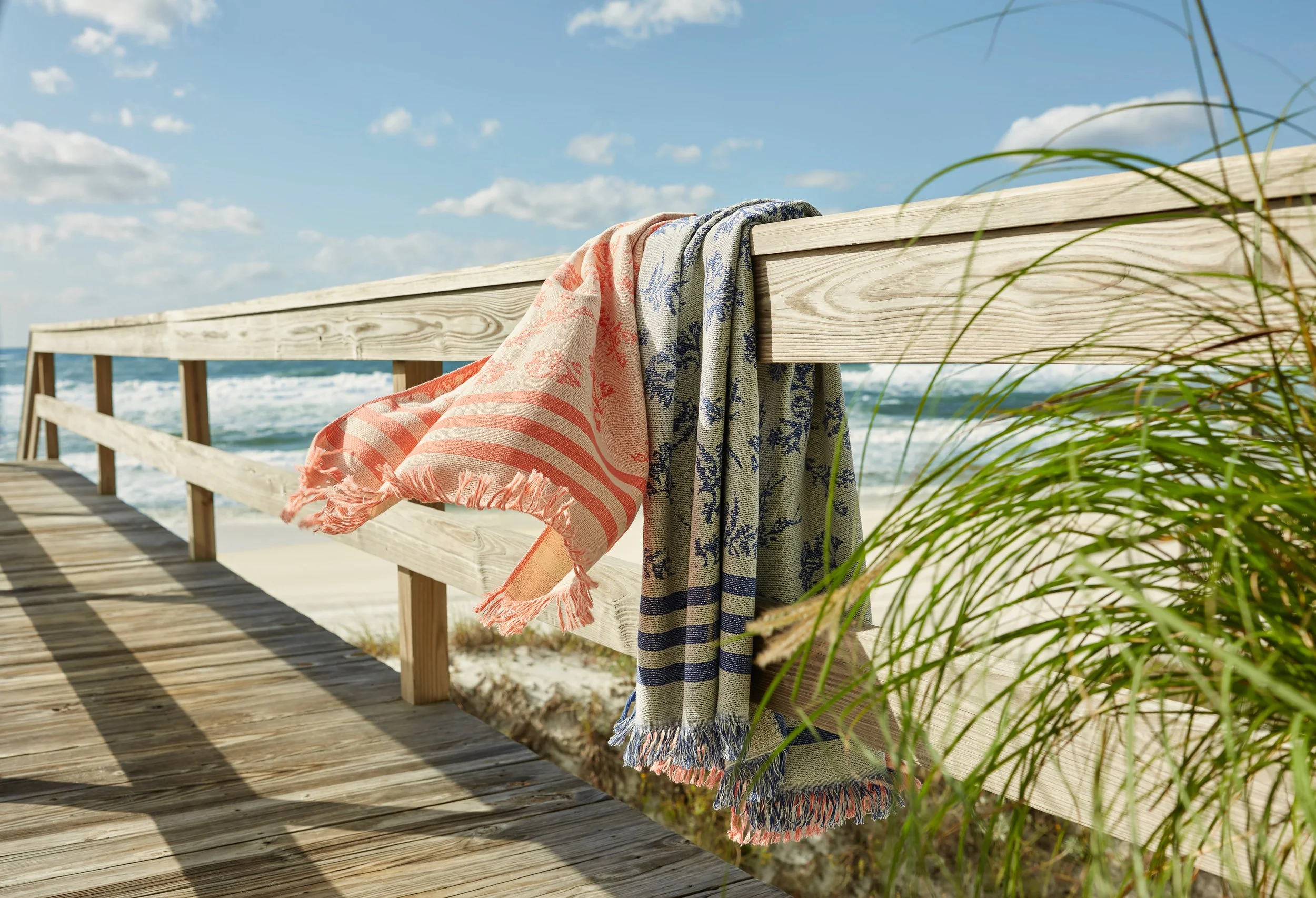 S22_SL_Shot 23_WovenBeachTowel_0770.jpeg