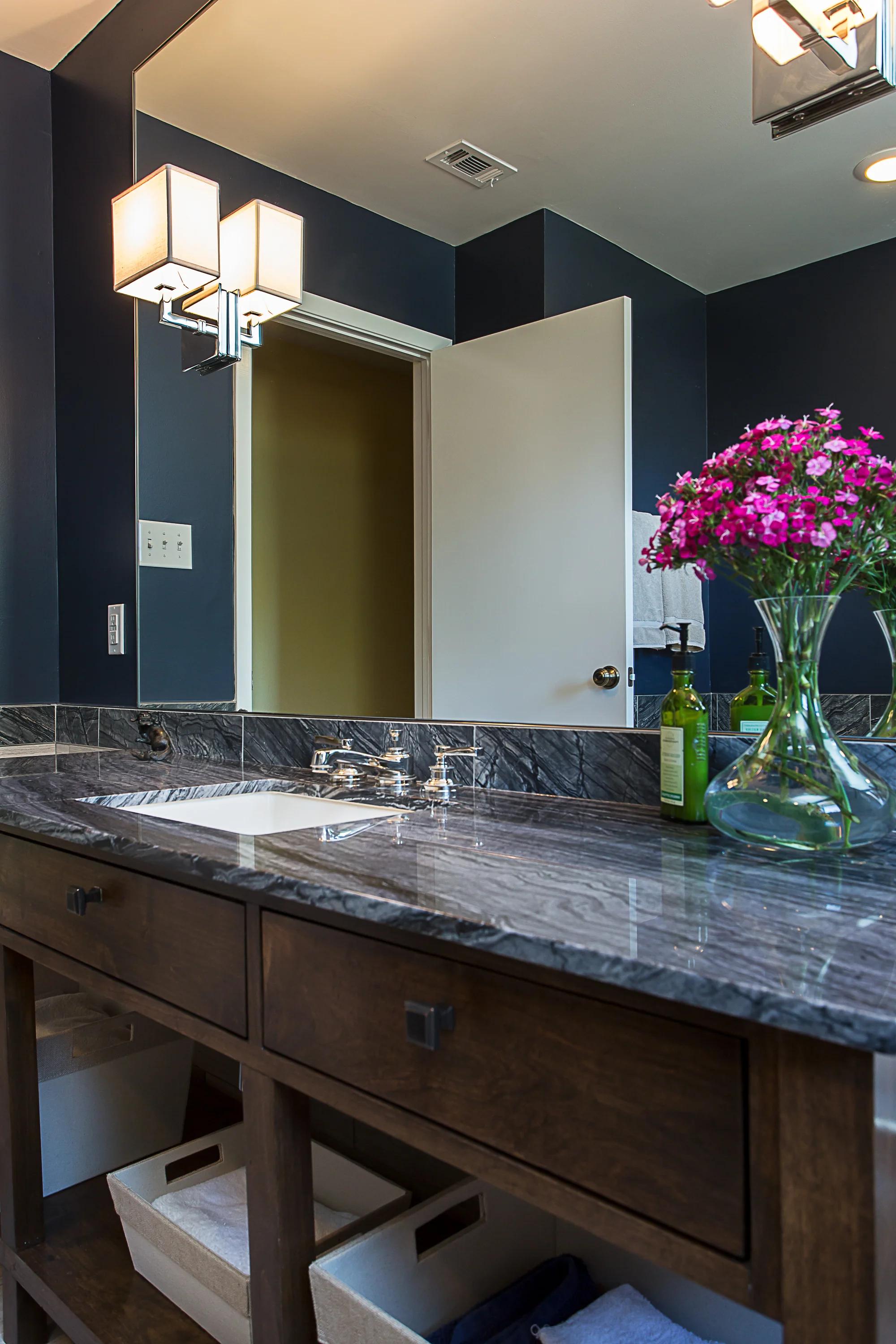 bathroom-6.jpg