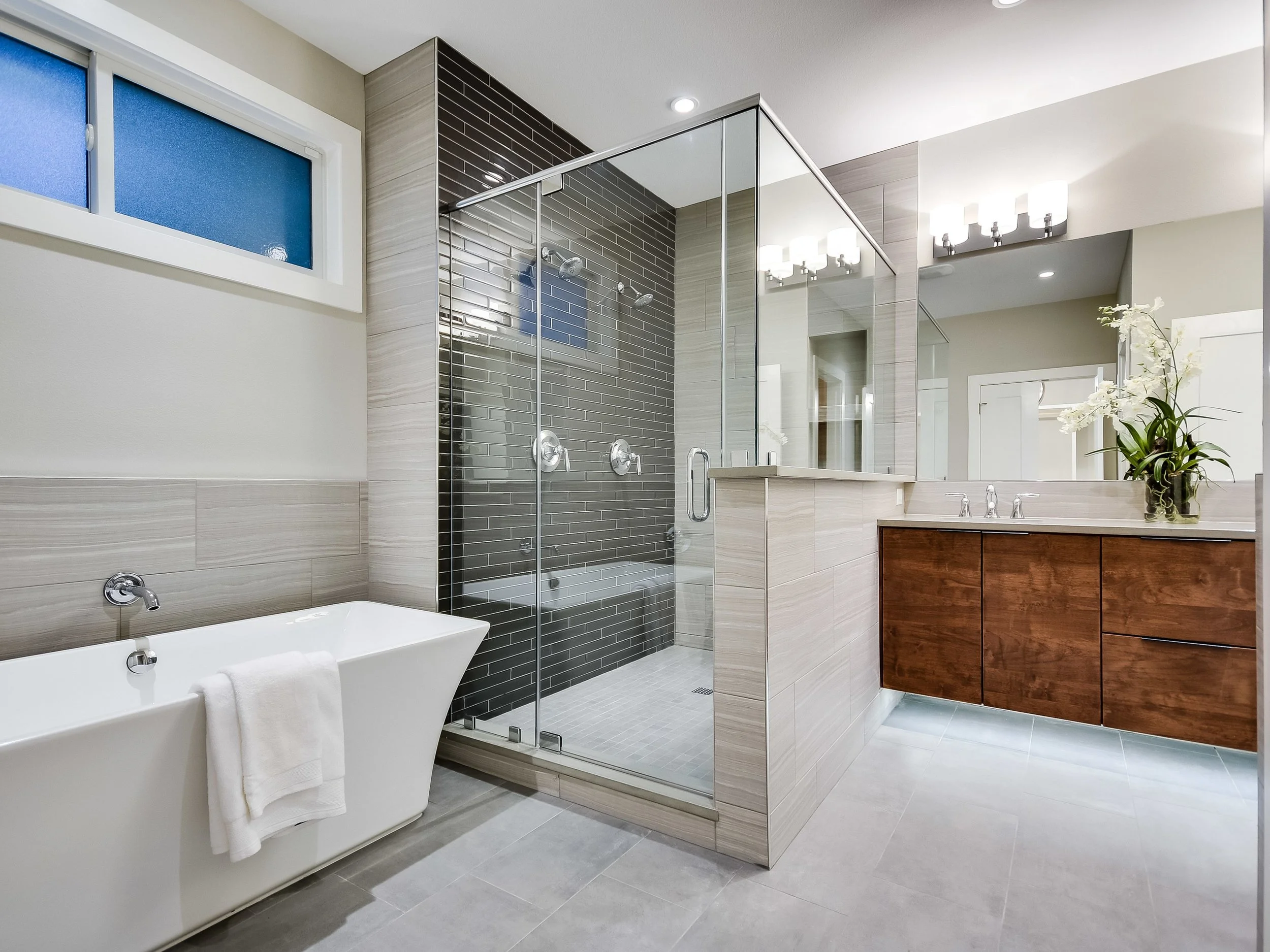 024_Master Bathroom.jpg