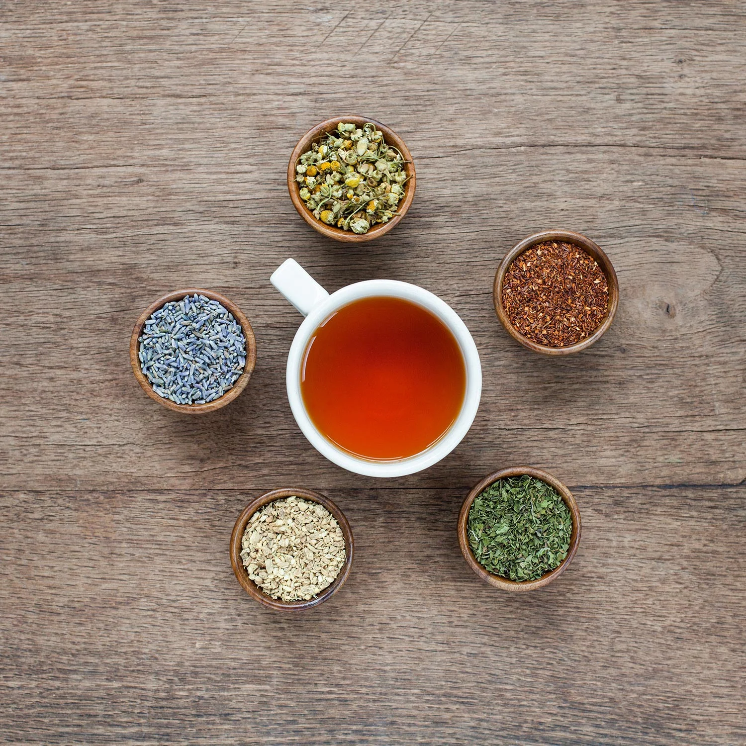 Chamomile, peppermint, rooibos, ginger and lavender all come together for a perfectly relaxing loose-leaf tea.