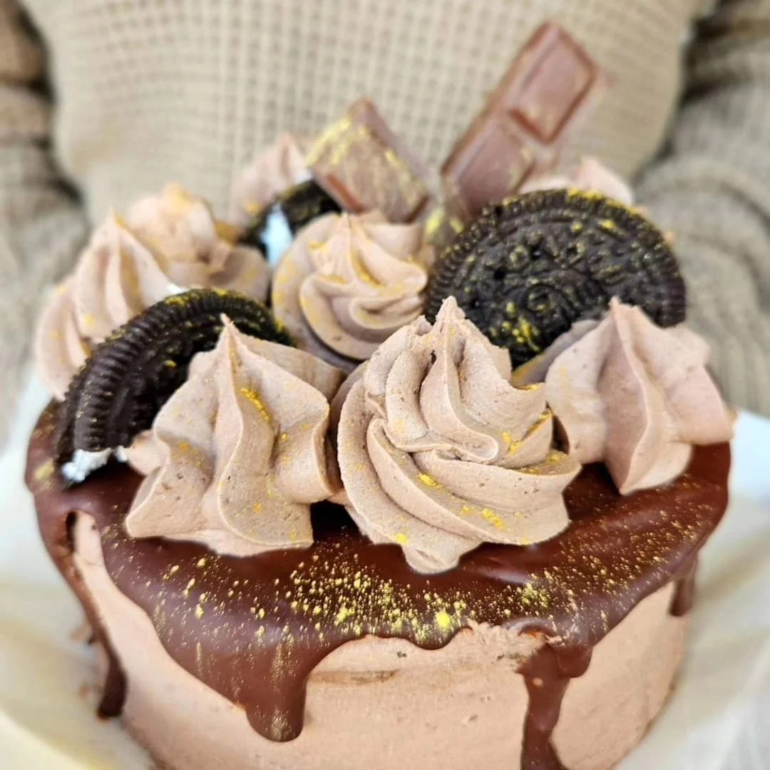 chocolate cake bento pic website.jpg