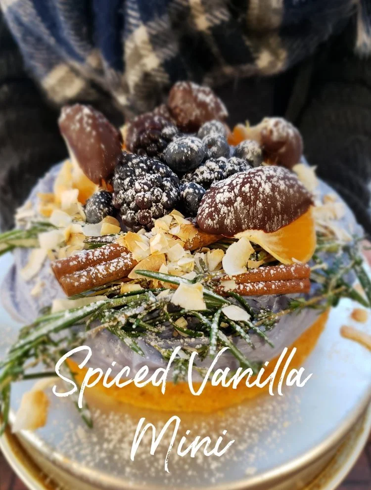 spiced+vanilla+mini+winter+cake+pic.jpg