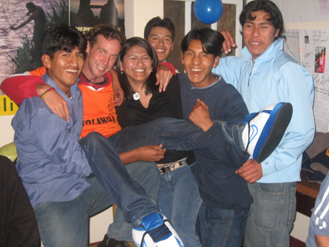 Voluntarios que se unen a nuestra familia Helping Hands.
