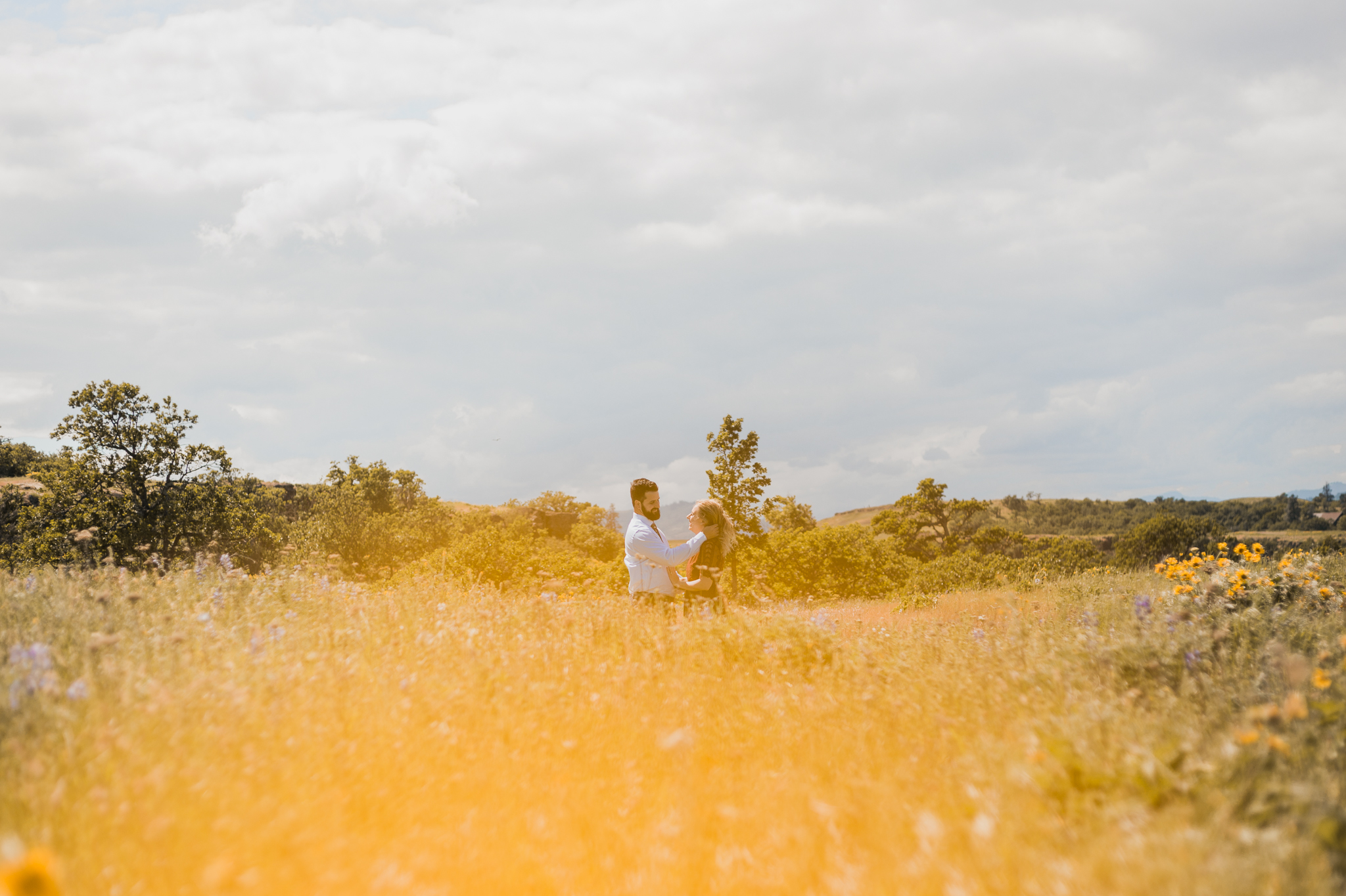Windy Columbia River Gorge Engagement