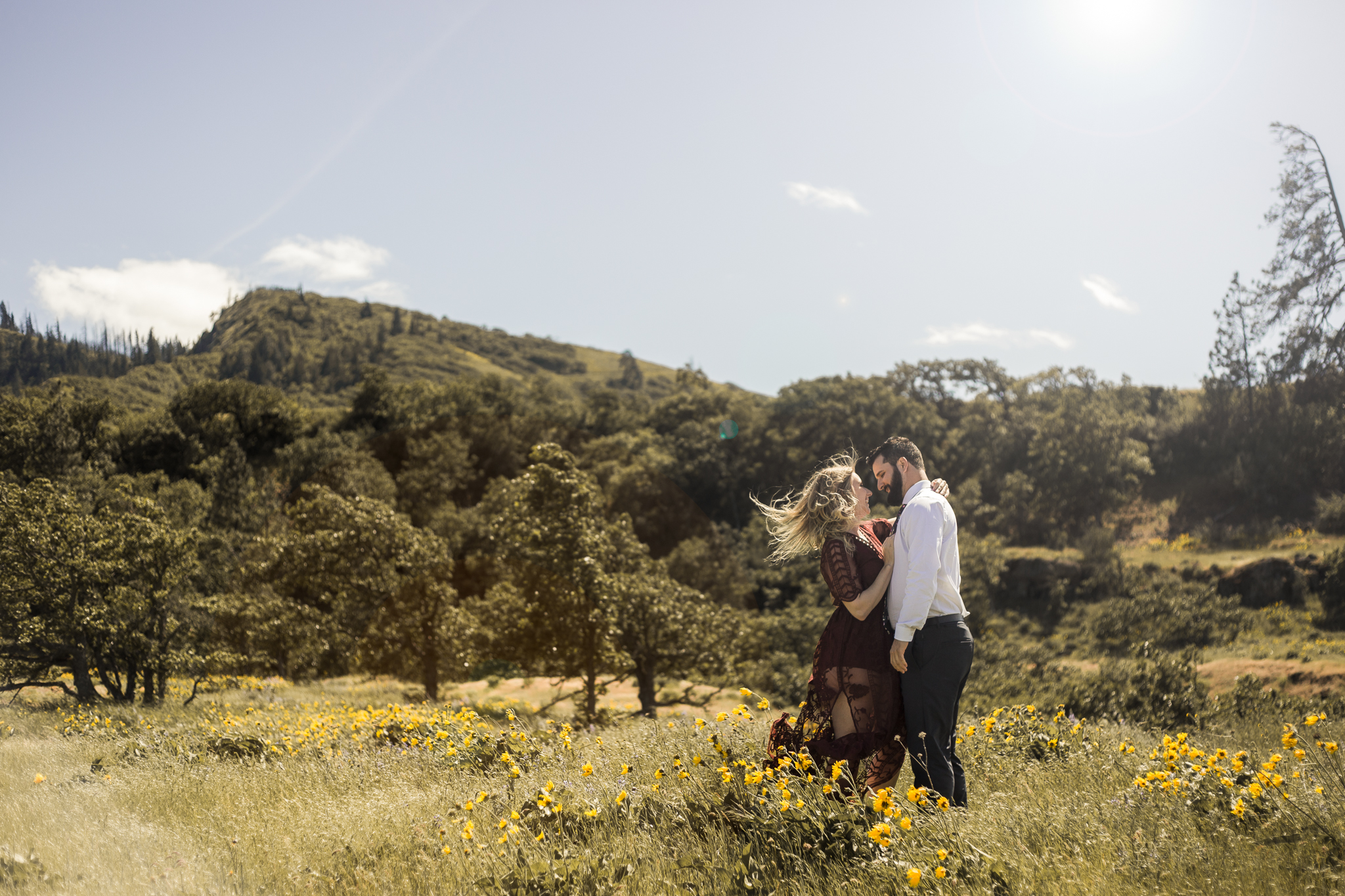Windy Columbia River Gorge Engagement