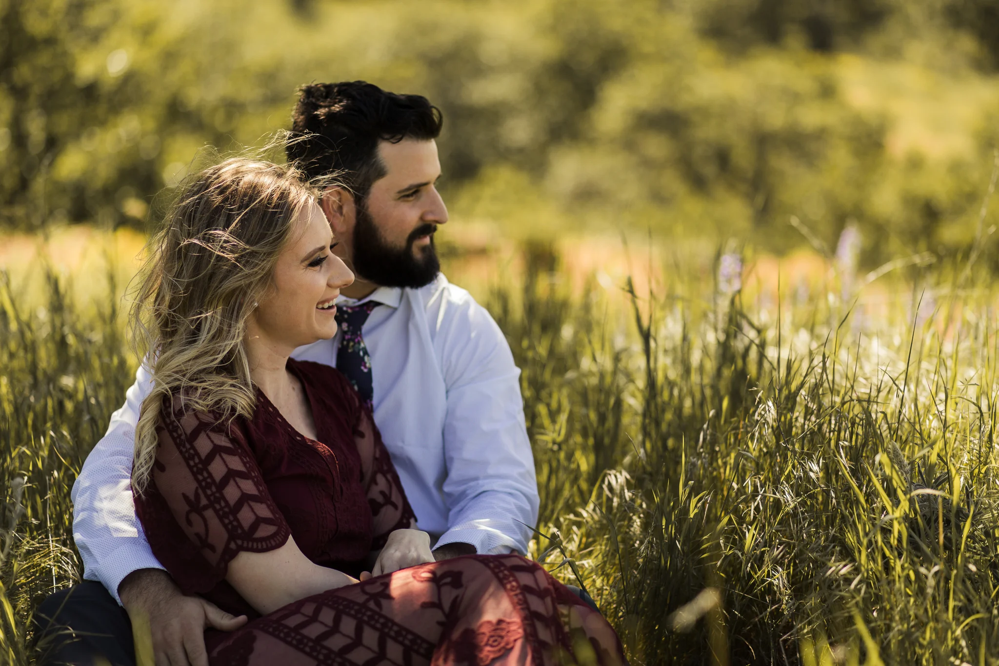 Windy Columbia River Gorge Engagement