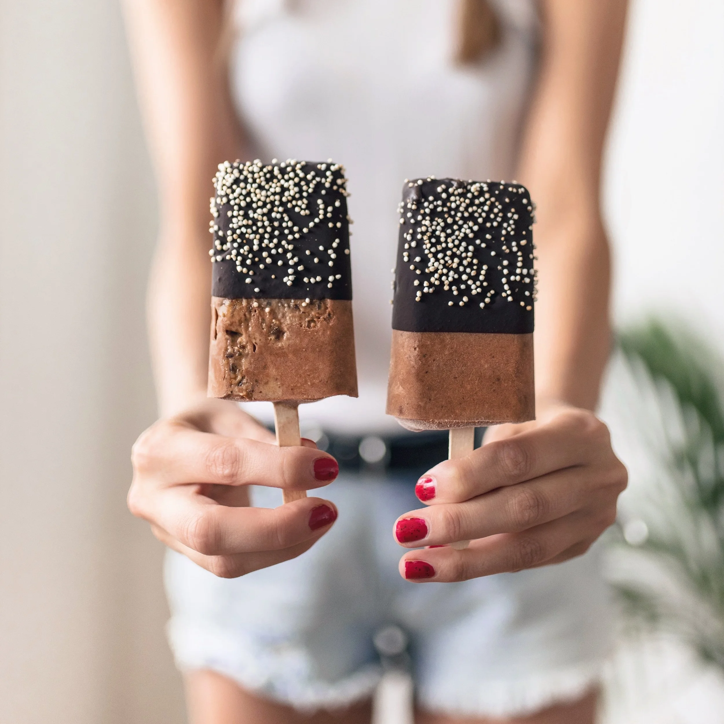 Veganska chocolate salted caramel glasspinnar