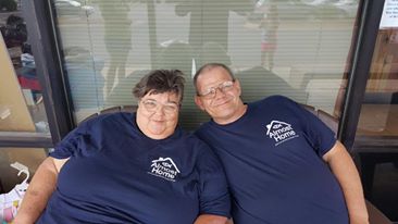 A Couple Friends at our Sno Daze Tropical Sno Fundraiser 6/25/17!