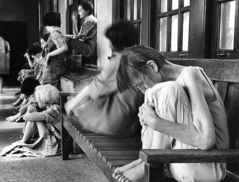 female_patients_in_ohio_insane_asylum_8Z5610-473x360