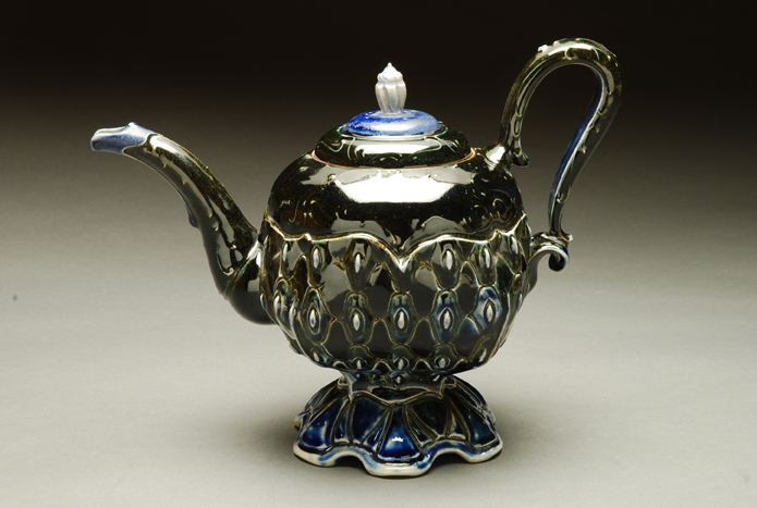 black-teapot-4.jpg