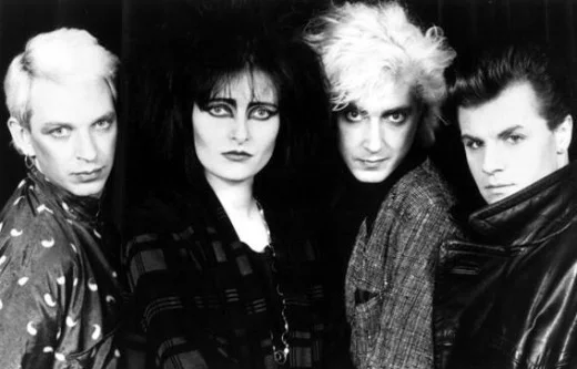 This is not Robert Smith, this is Siouxie. I understand the confusion.