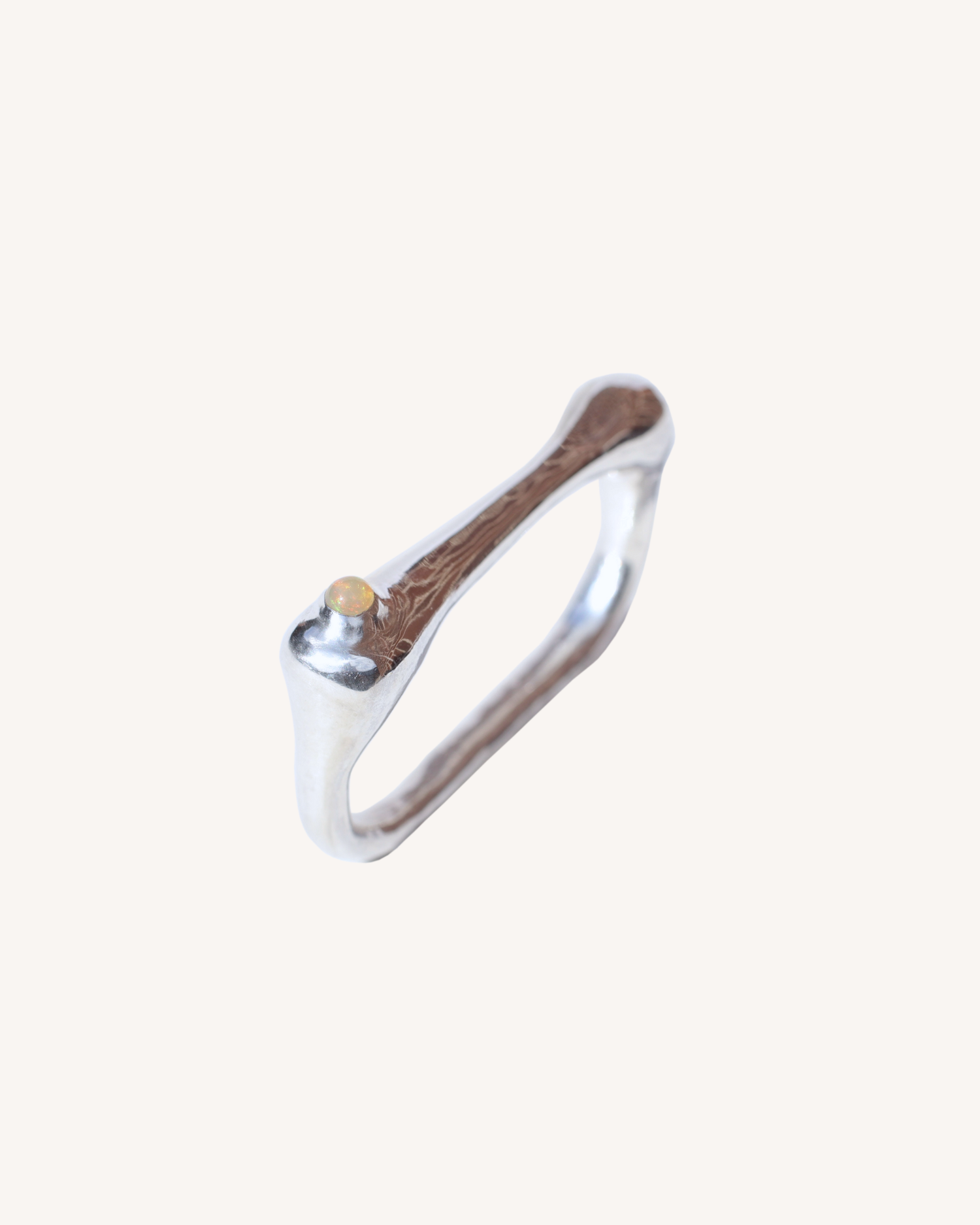 Soloist Bone Ring BONE SHAPED DUAL RING