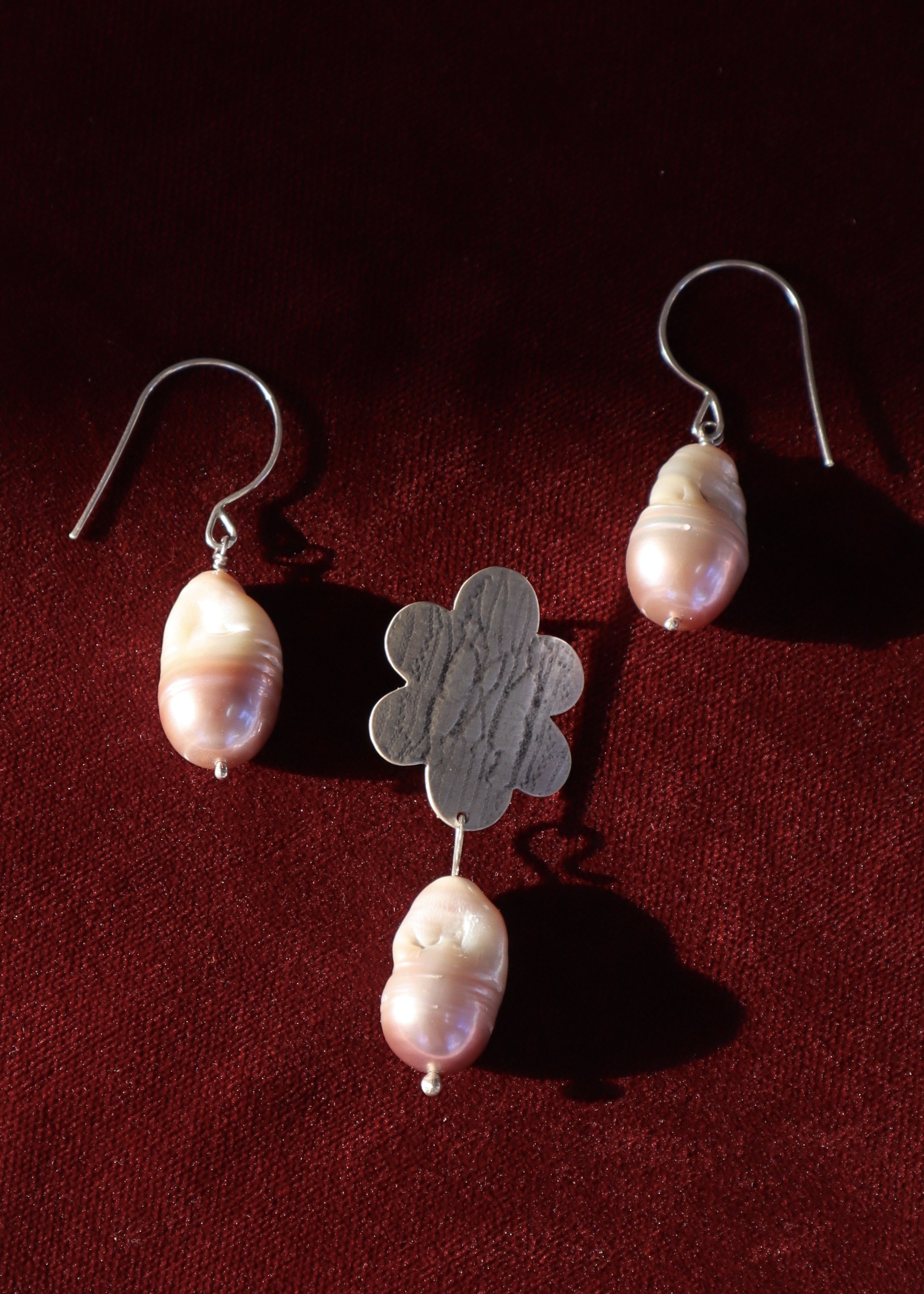 lace purple pearl brooch Sophie Kissin Jewelry with earrings.JPG