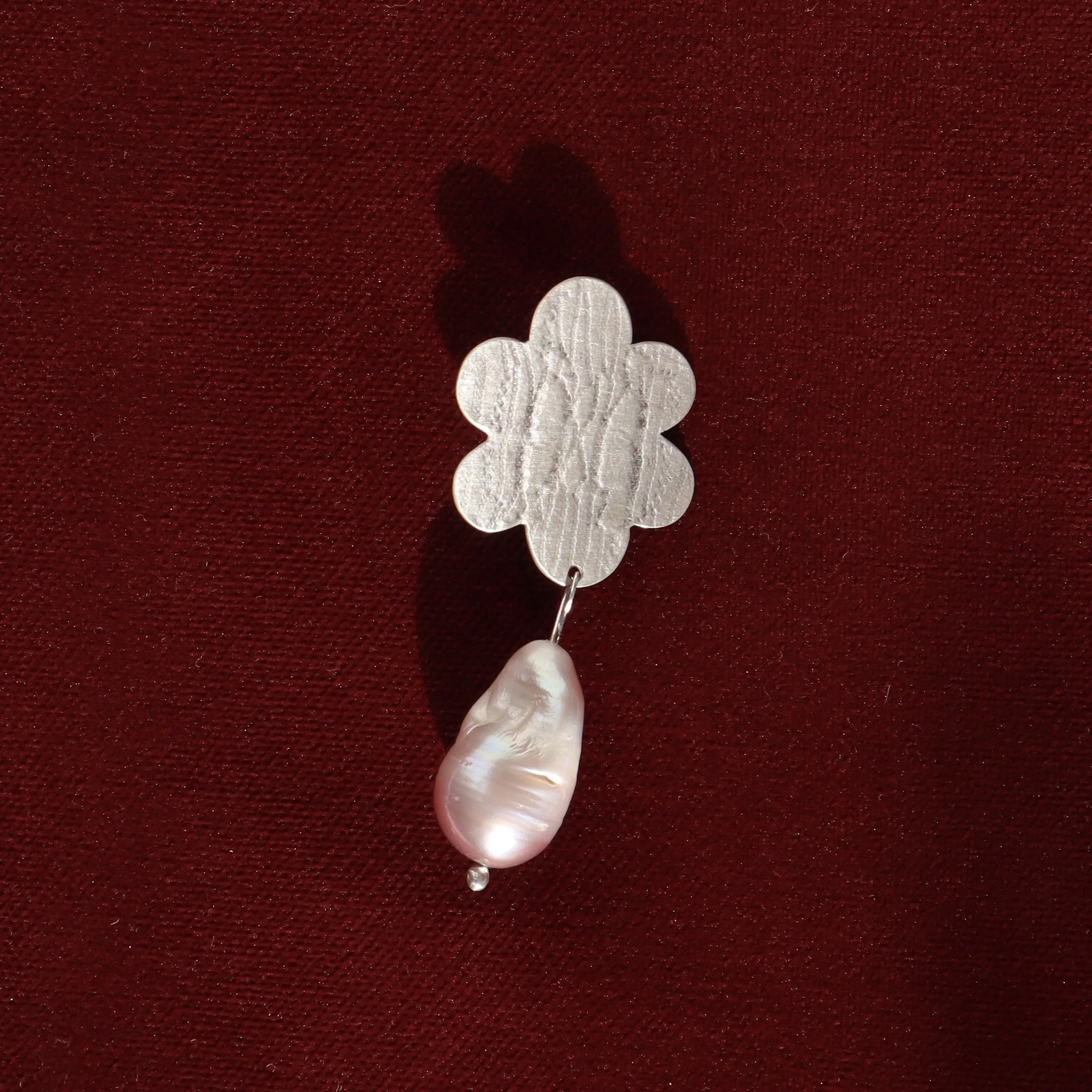 Purple Pearl Silver Lace Brooch