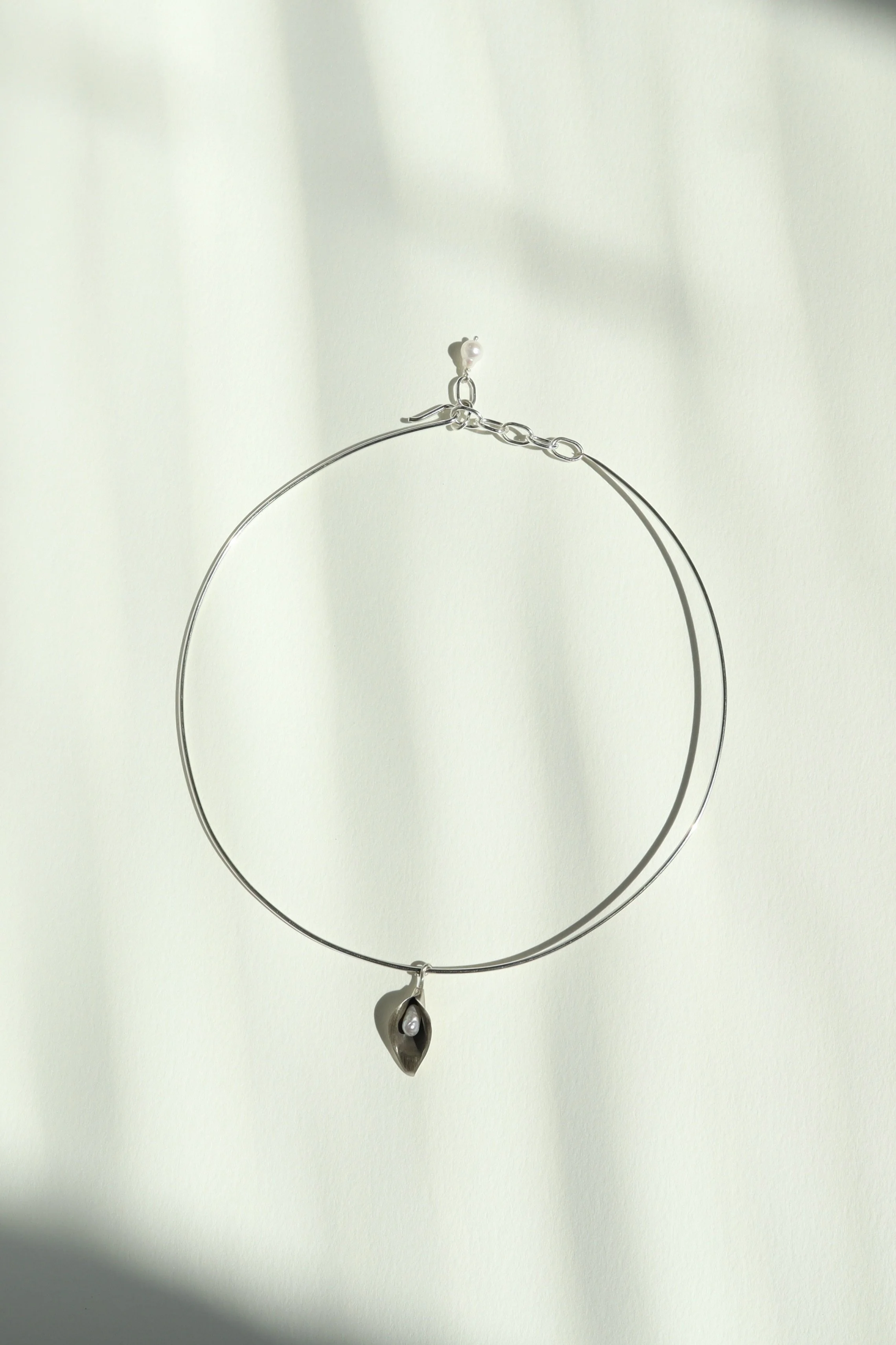 small calla lily collar necklace Sophie Kissin Jewelry.JPG