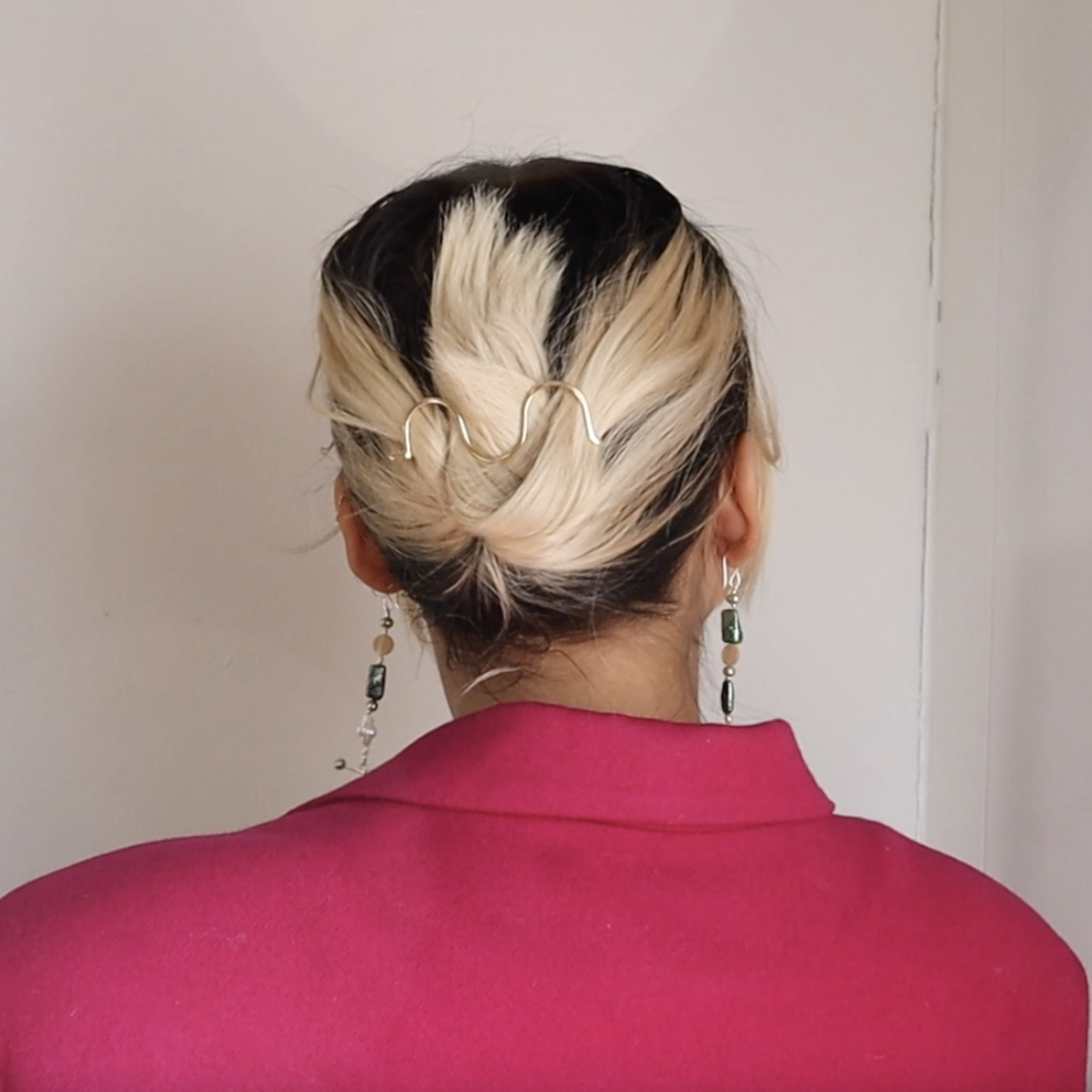 Wave barrette updo with short hair — Sophie Kissin Jewelry