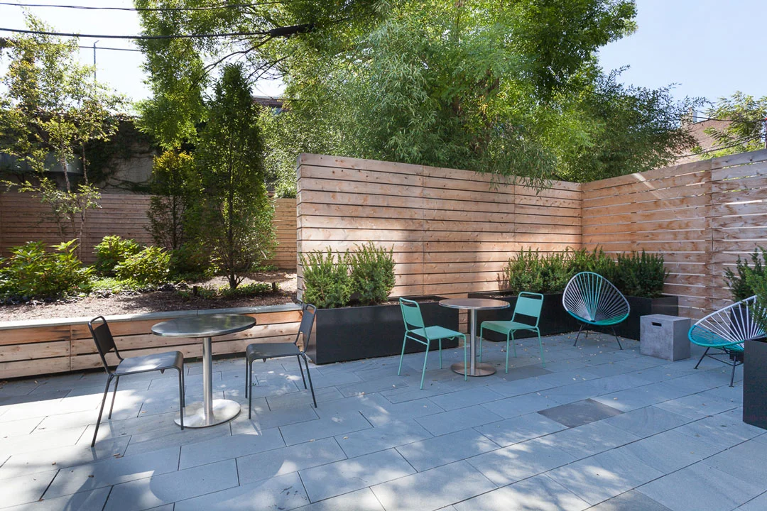 280-Metropolitan-Avenue_Photographs_5D_Courtyard.jpg
