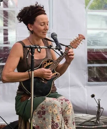 Karen Hunter 1.jpg